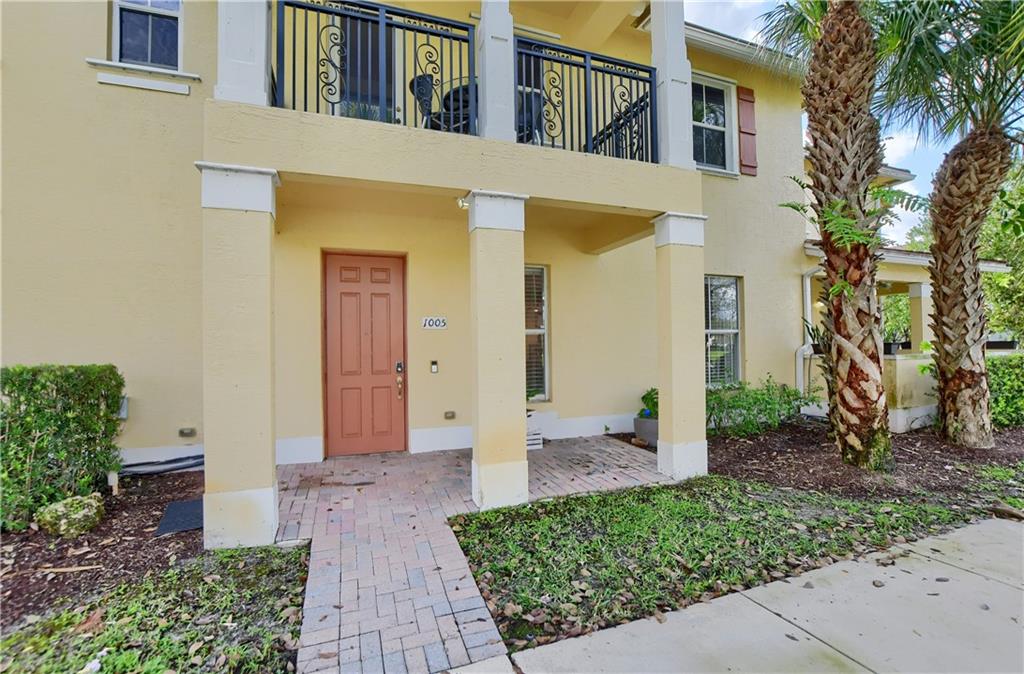 Paloma Lakes - Residential