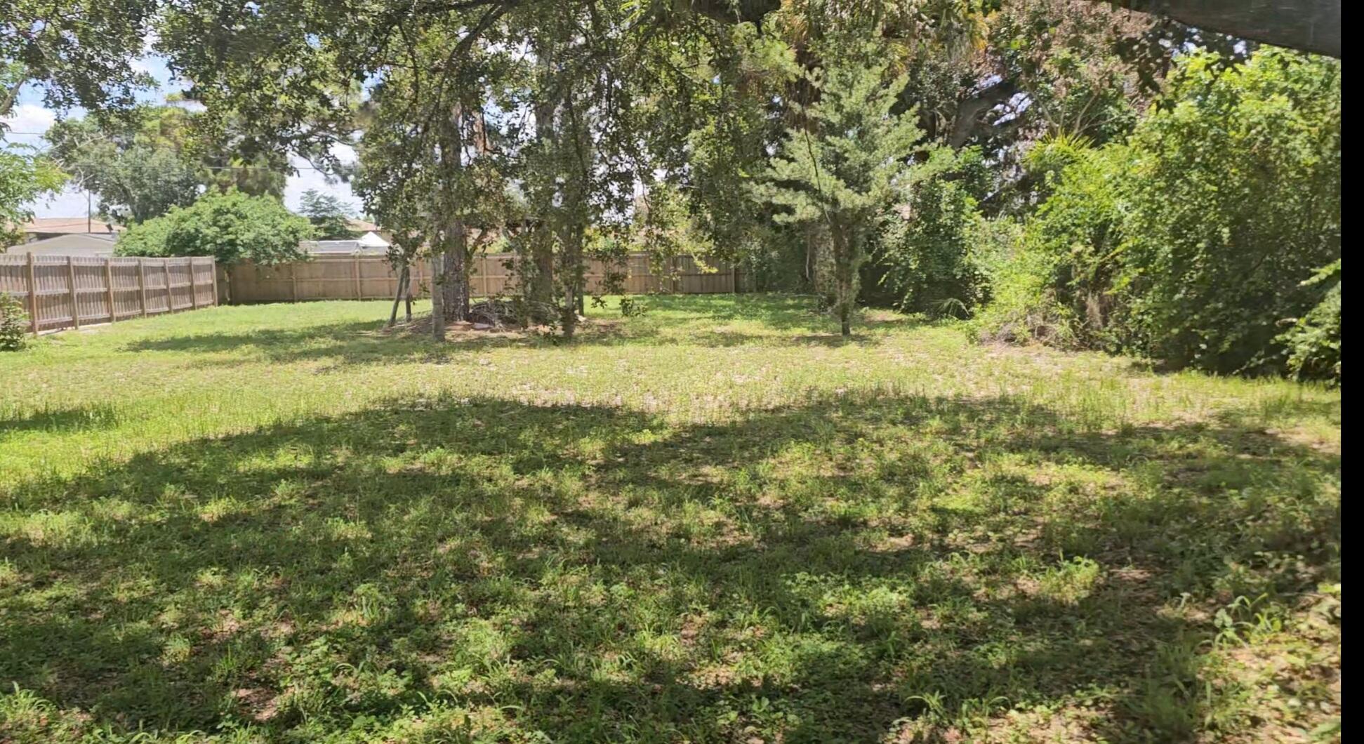LAWNWOOD ADDITION BLOCK 33 REPLAT - Land
