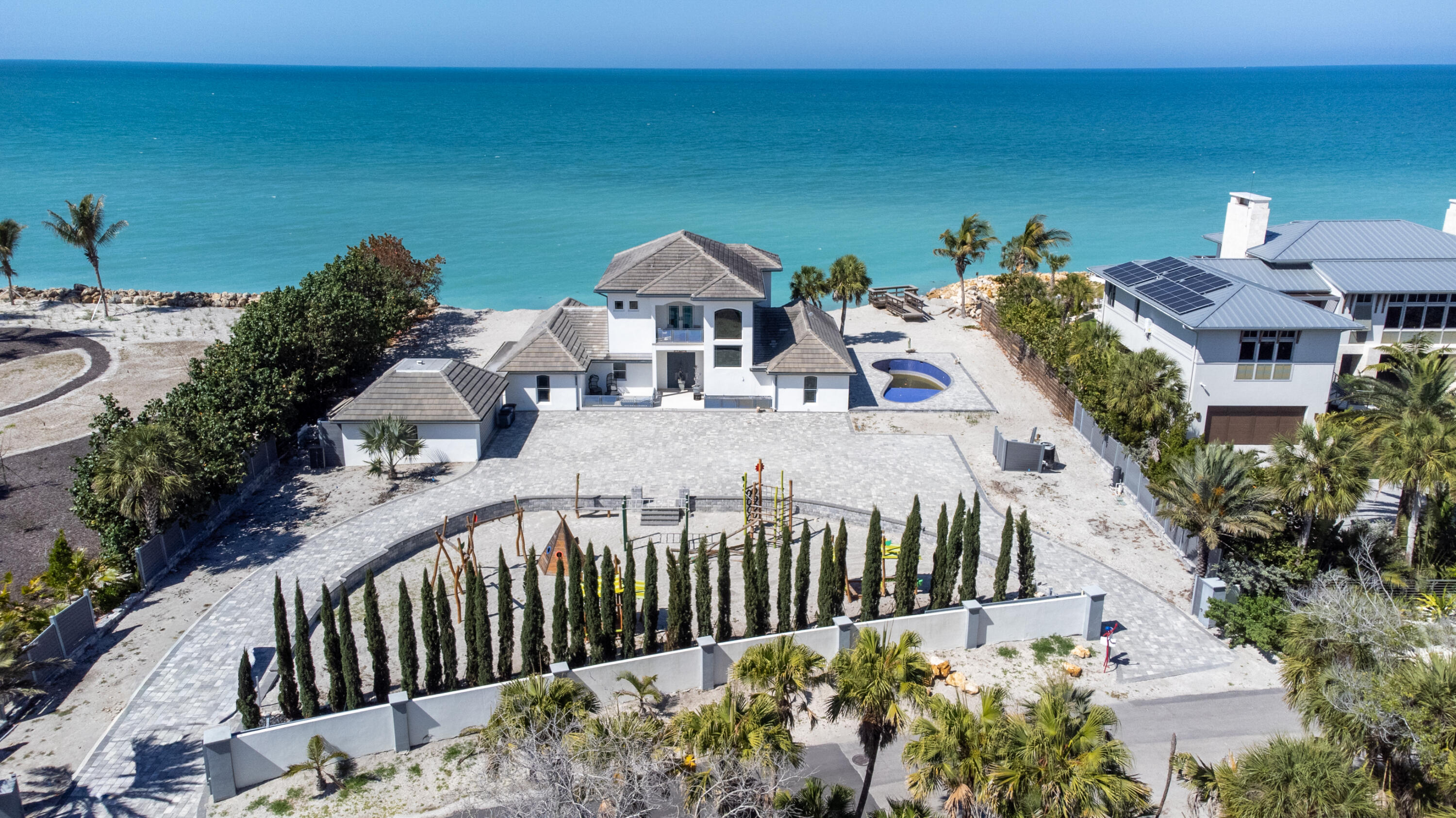 SIESTA PROPERTIES INC UNIT 1 - Residential