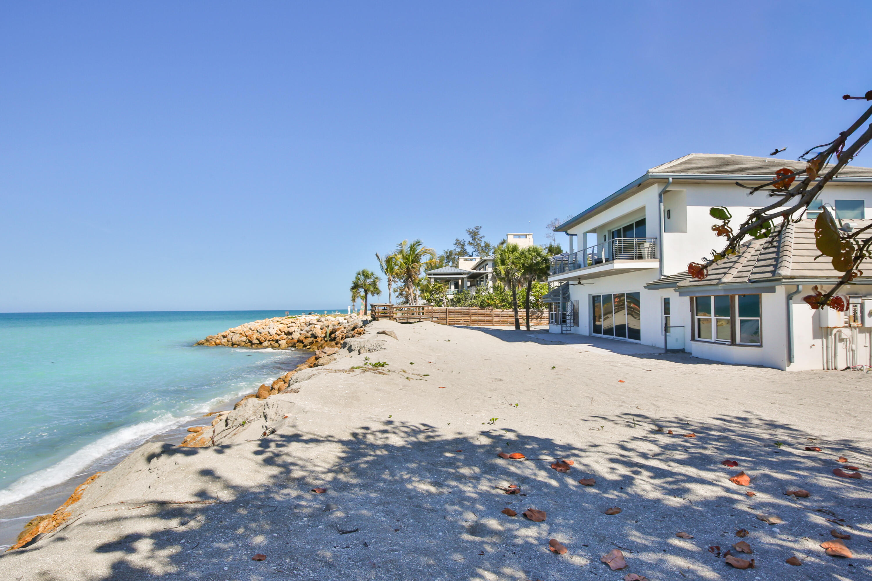 SIESTA PROPERTIES INC UNIT 1 - Residential