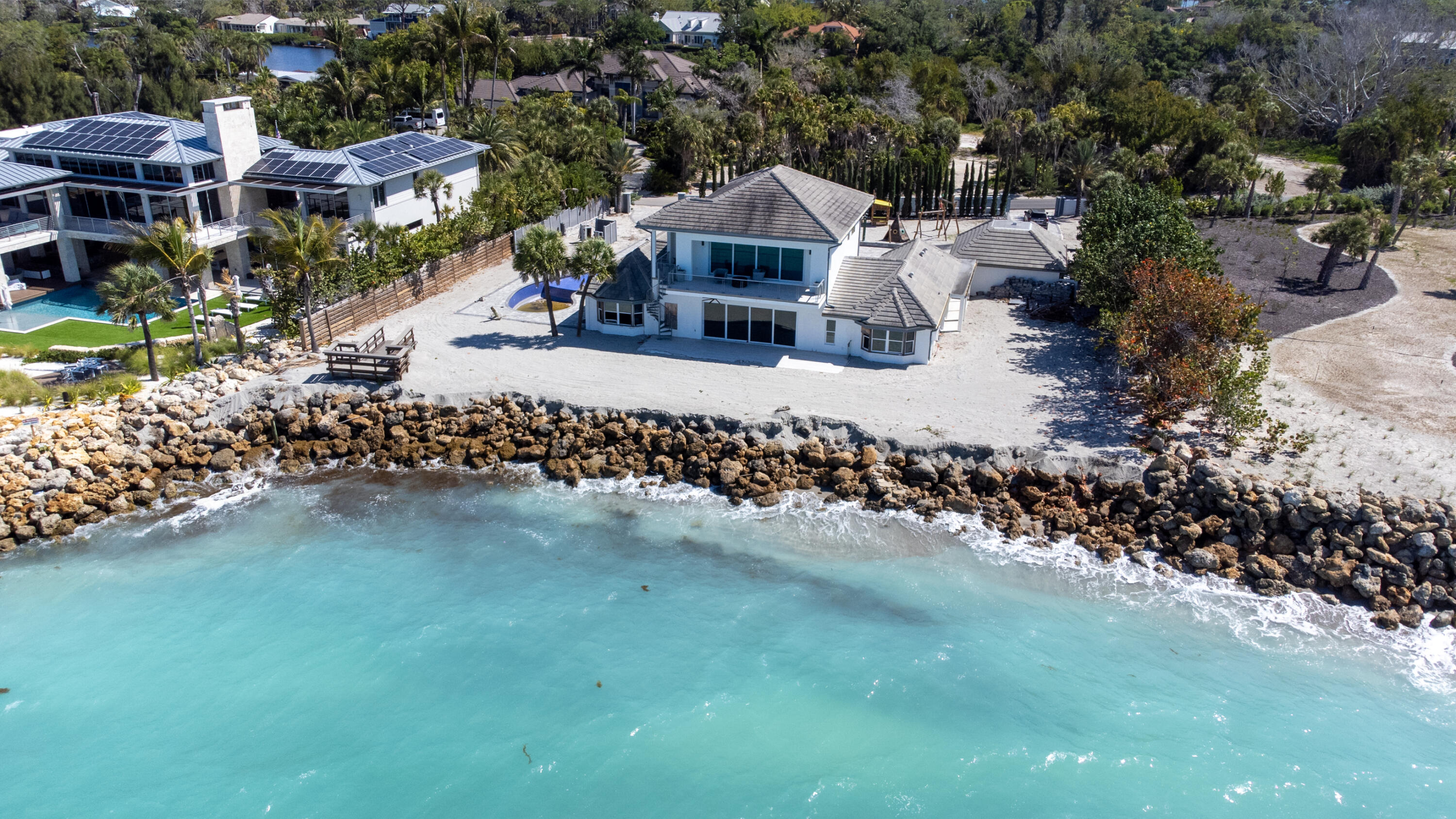 SIESTA PROPERTIES INC UNIT 1 - Residential