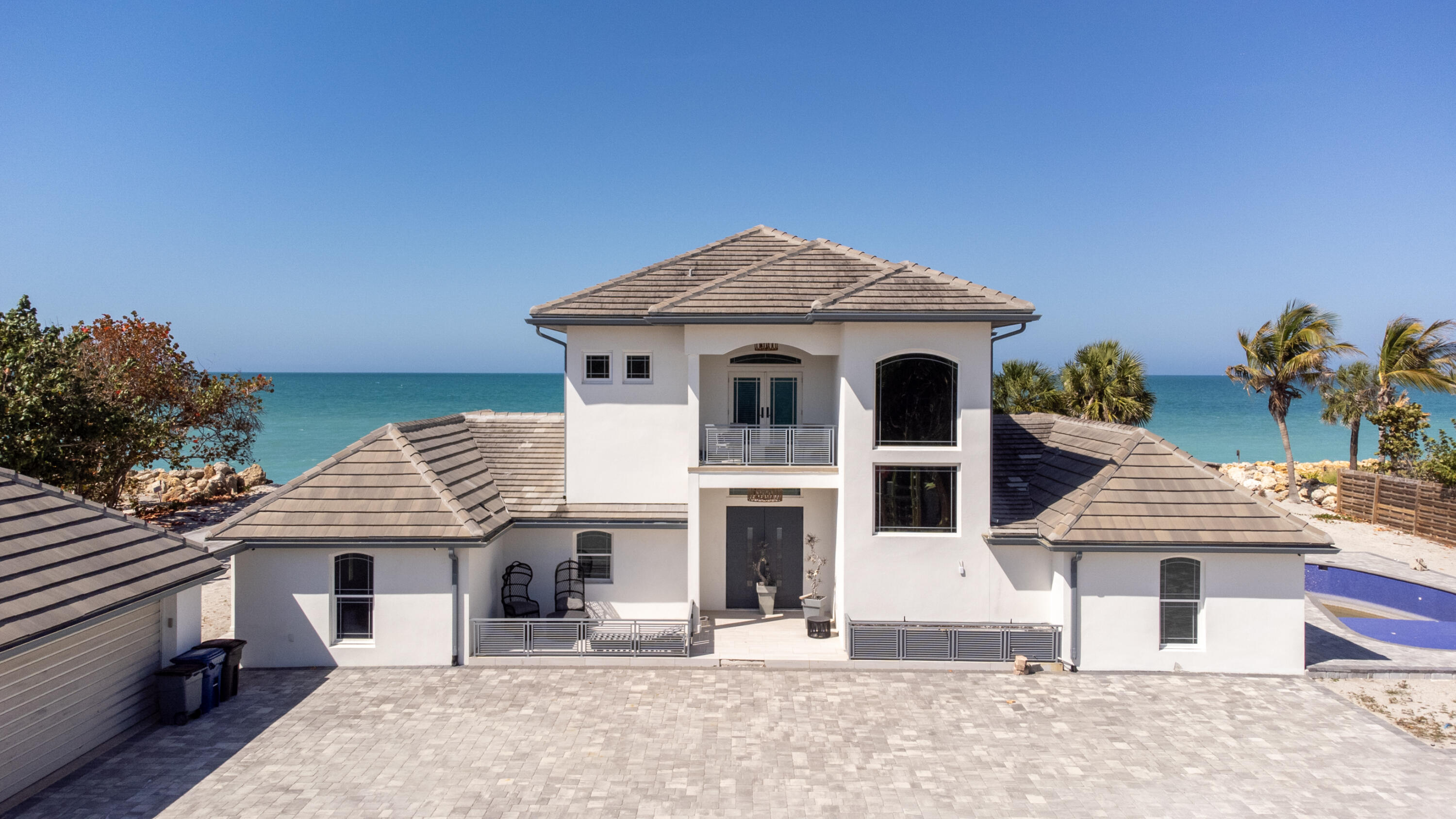 SIESTA PROPERTIES INC UNIT 1 - Residential