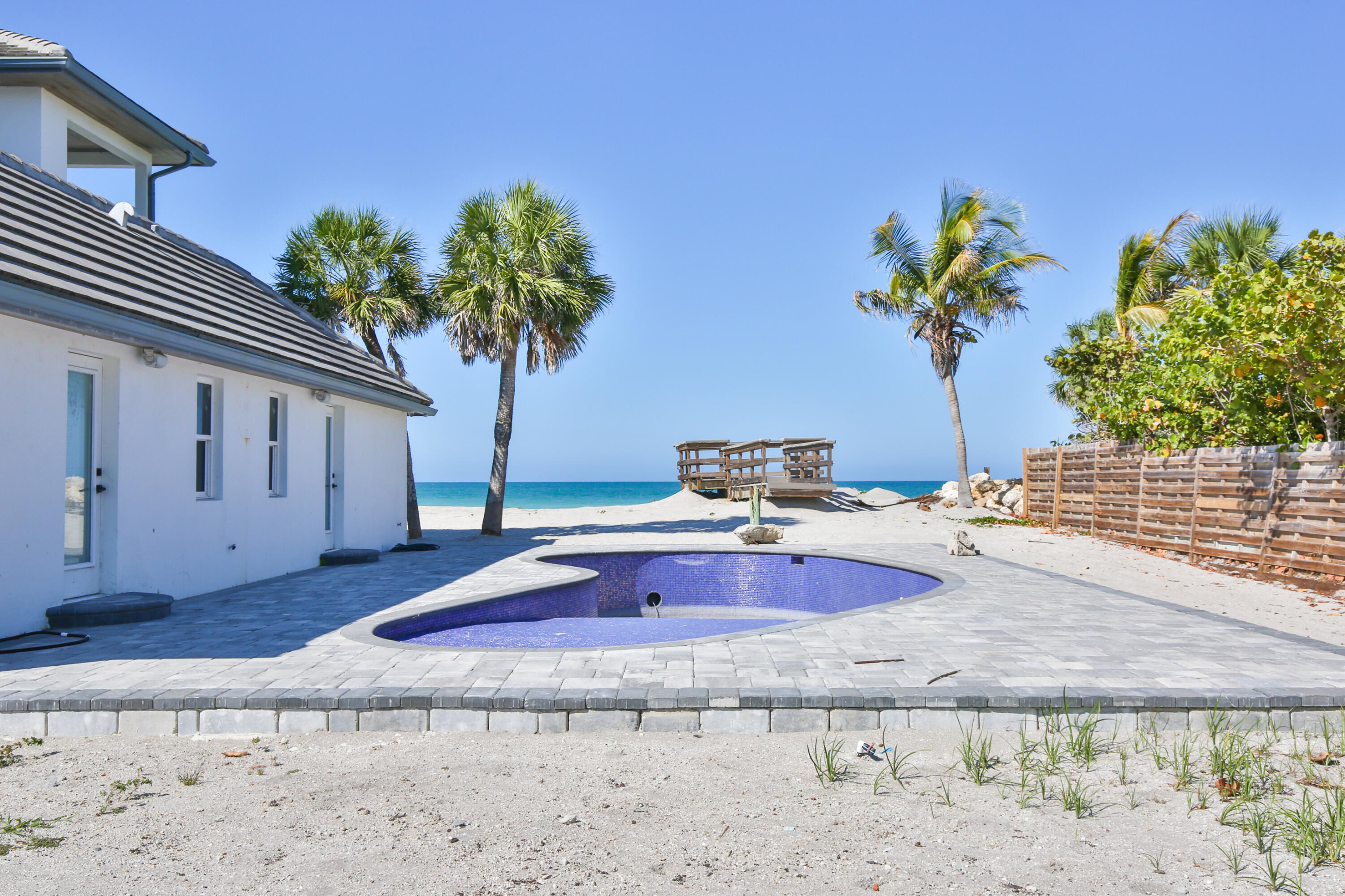 SIESTA PROPERTIES INC UNIT 1 - Residential