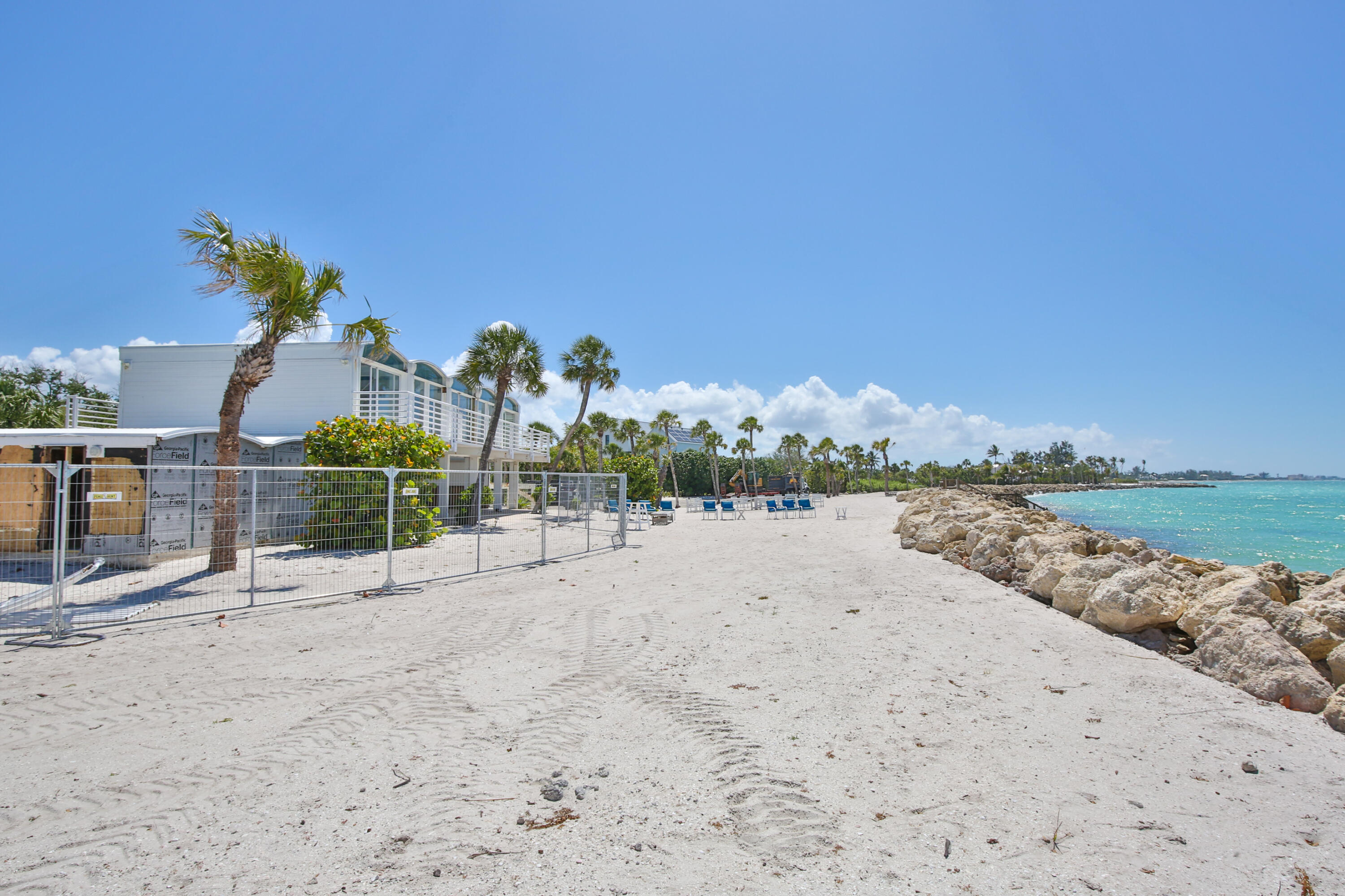 SIESTA PROPERTIES INC UNIT 1 - Residential