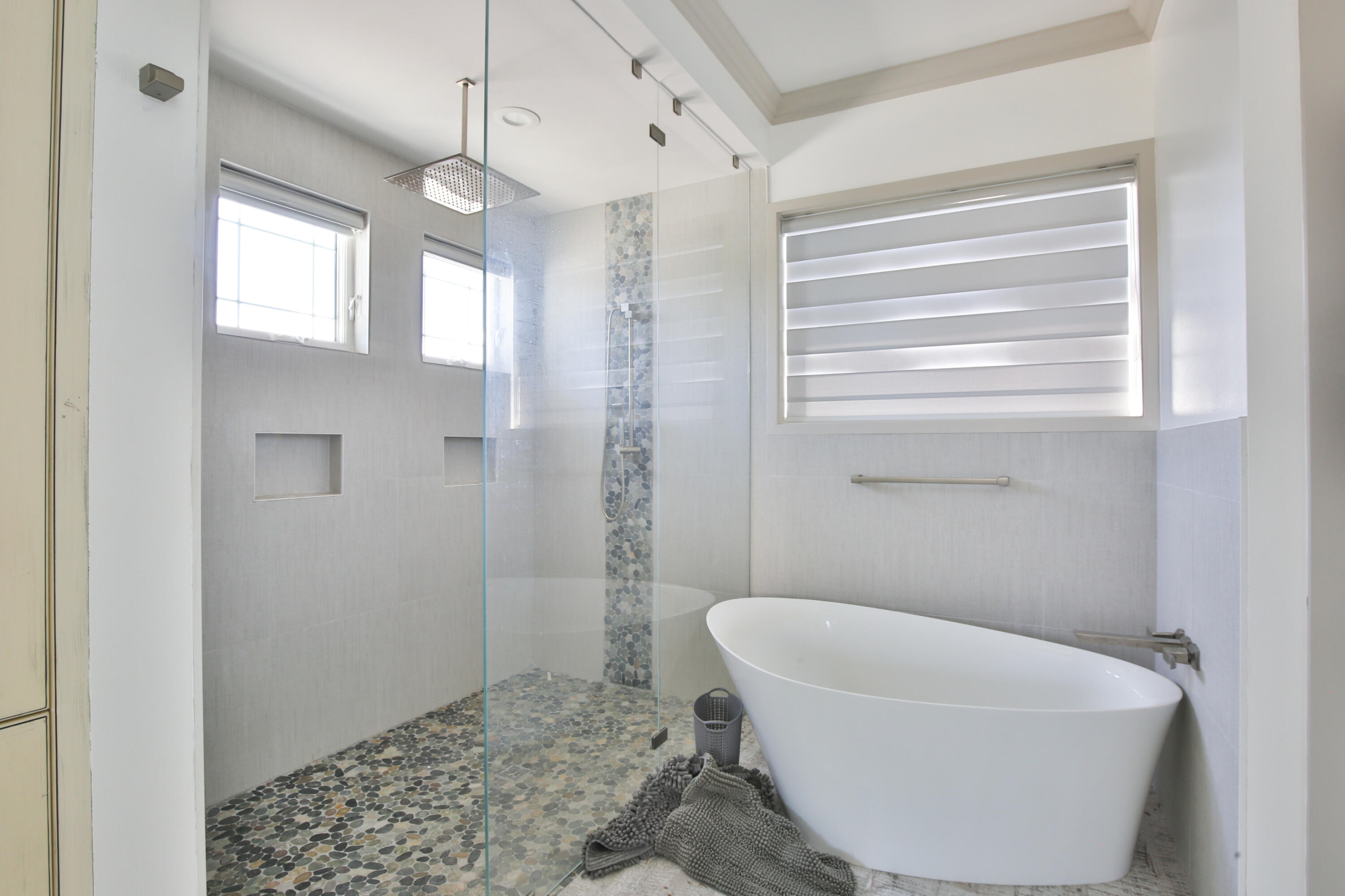 SIESTA PROPERTIES INC UNIT 1 - Residential
