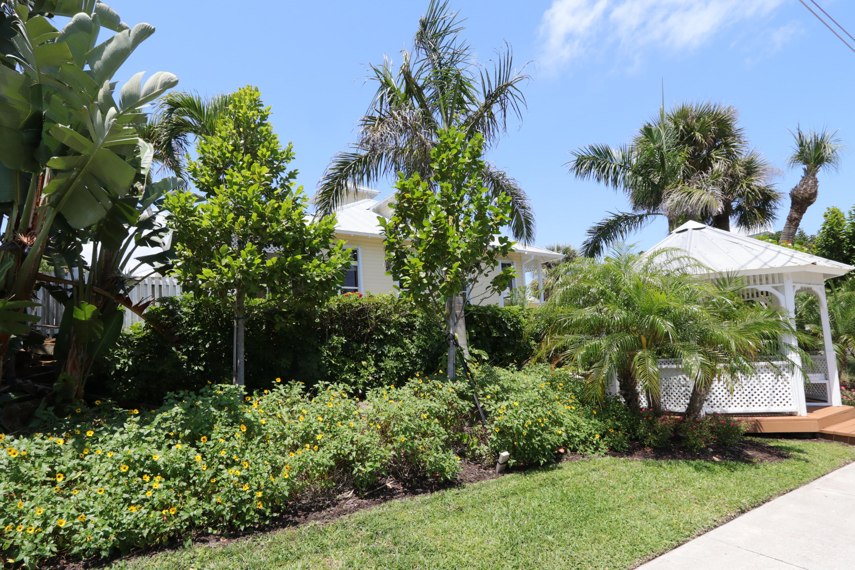 SEASIDE OF JUNO BEACH - Residential