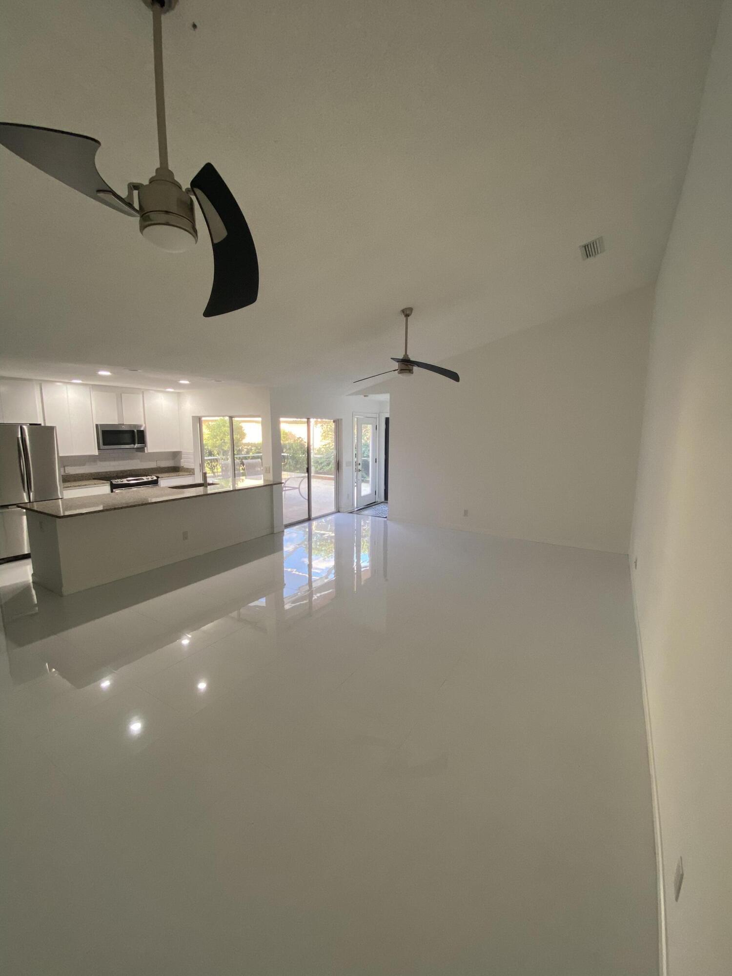 LAKE CATHERINE - Residential