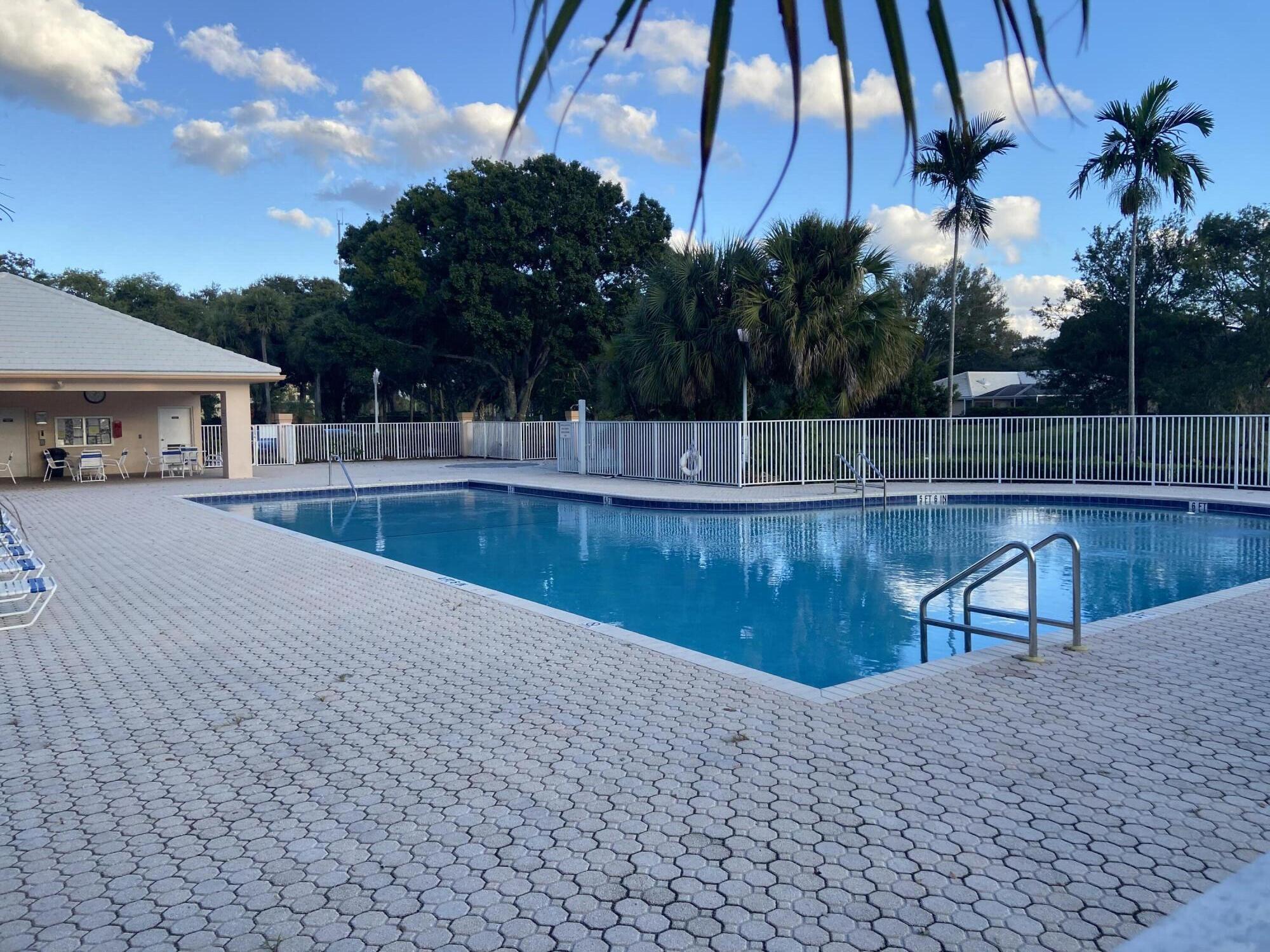 LAKE CATHERINE - Residential