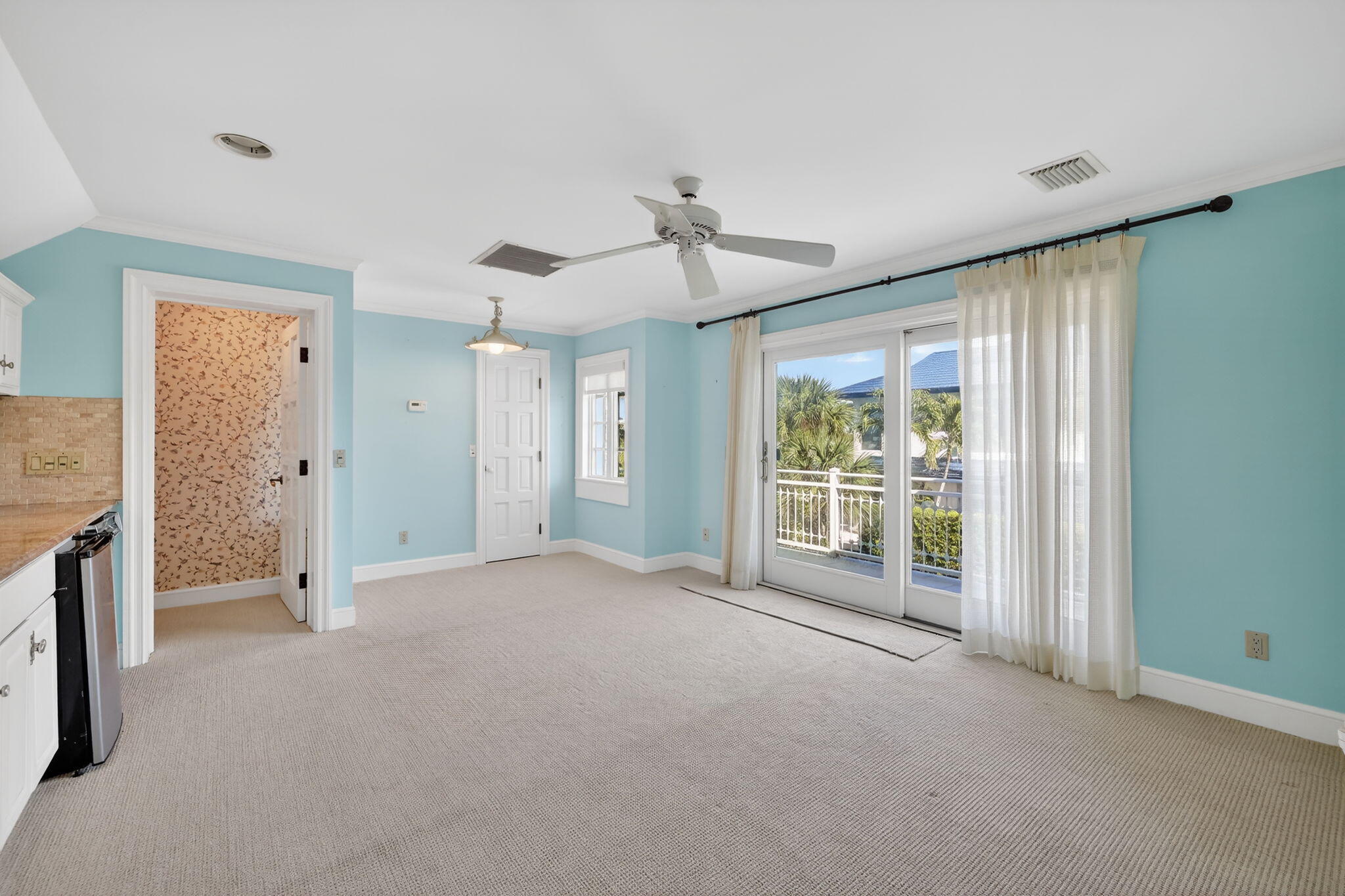 SAILFISH POINT - Residential