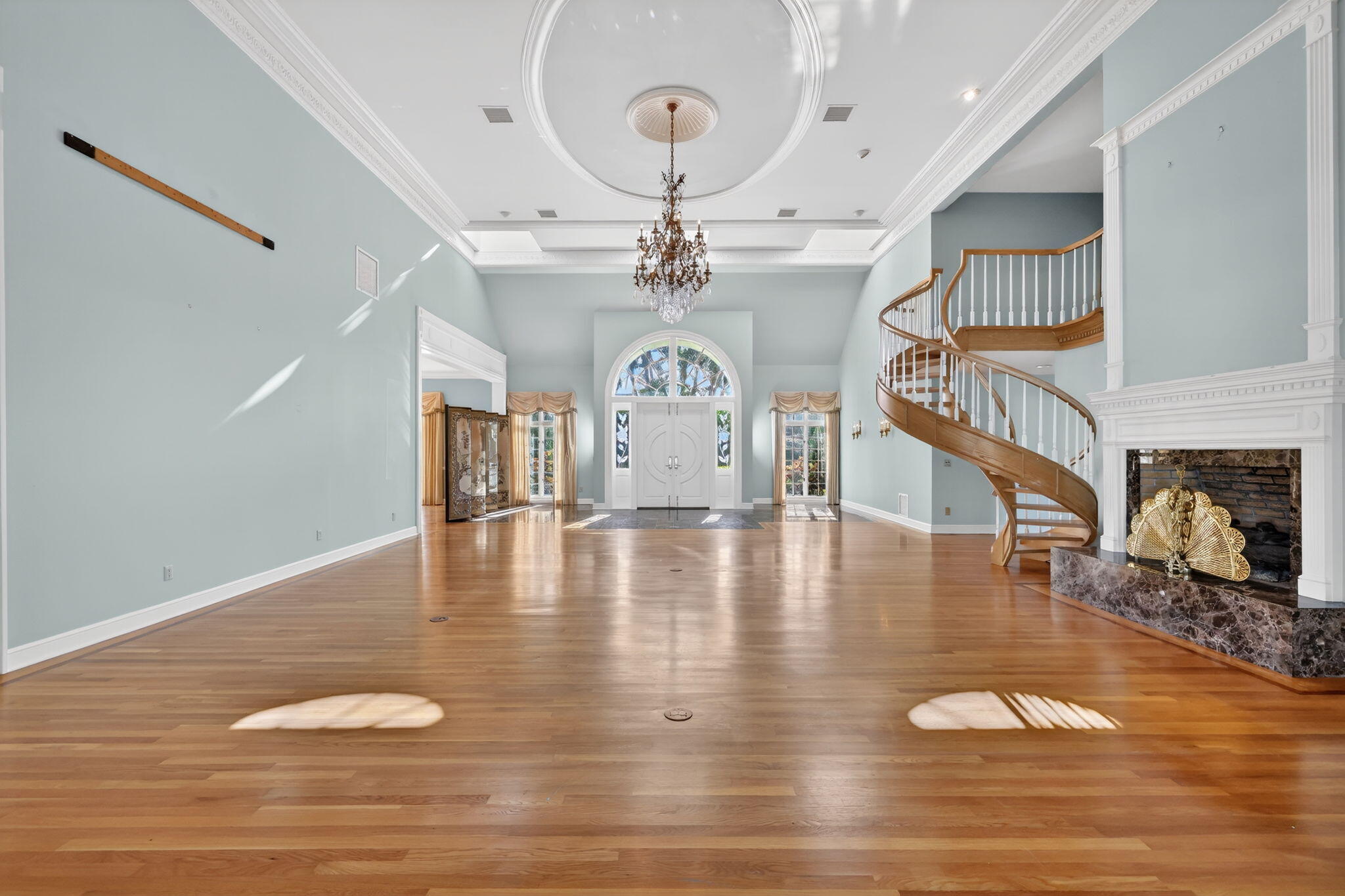 SAILFISH POINT - Residential