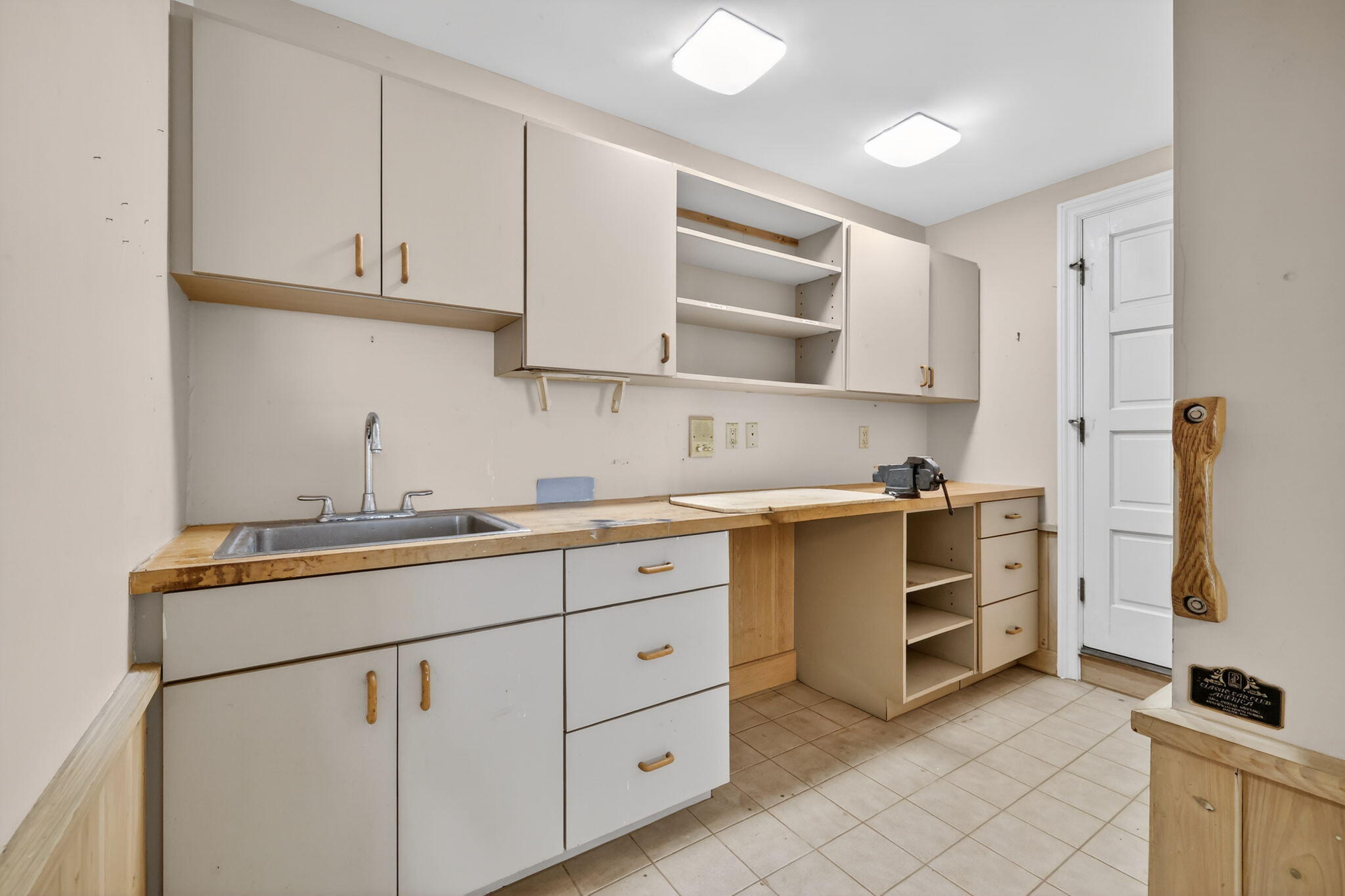 SAILFISH POINT - Residential