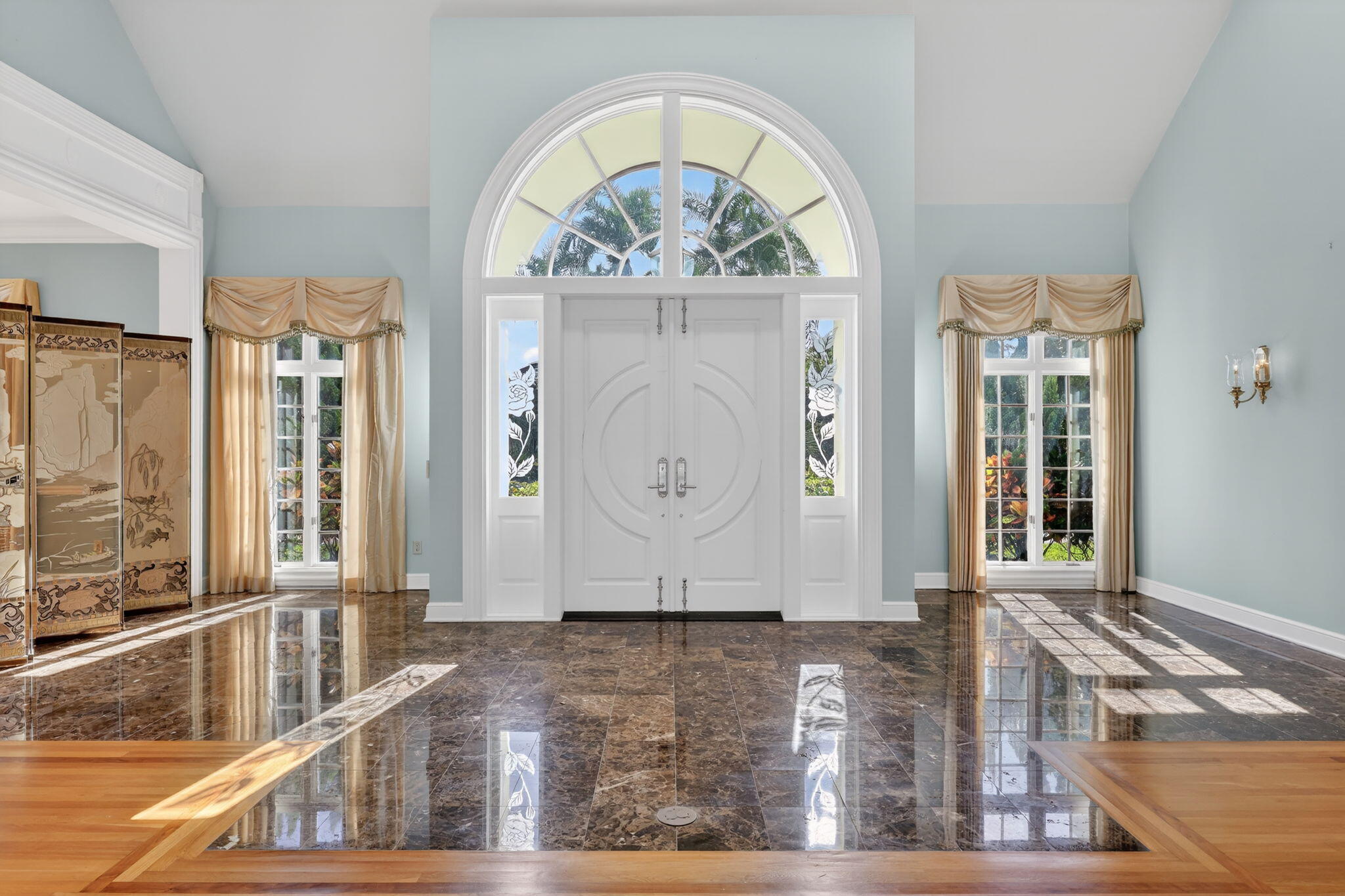 SAILFISH POINT - Residential