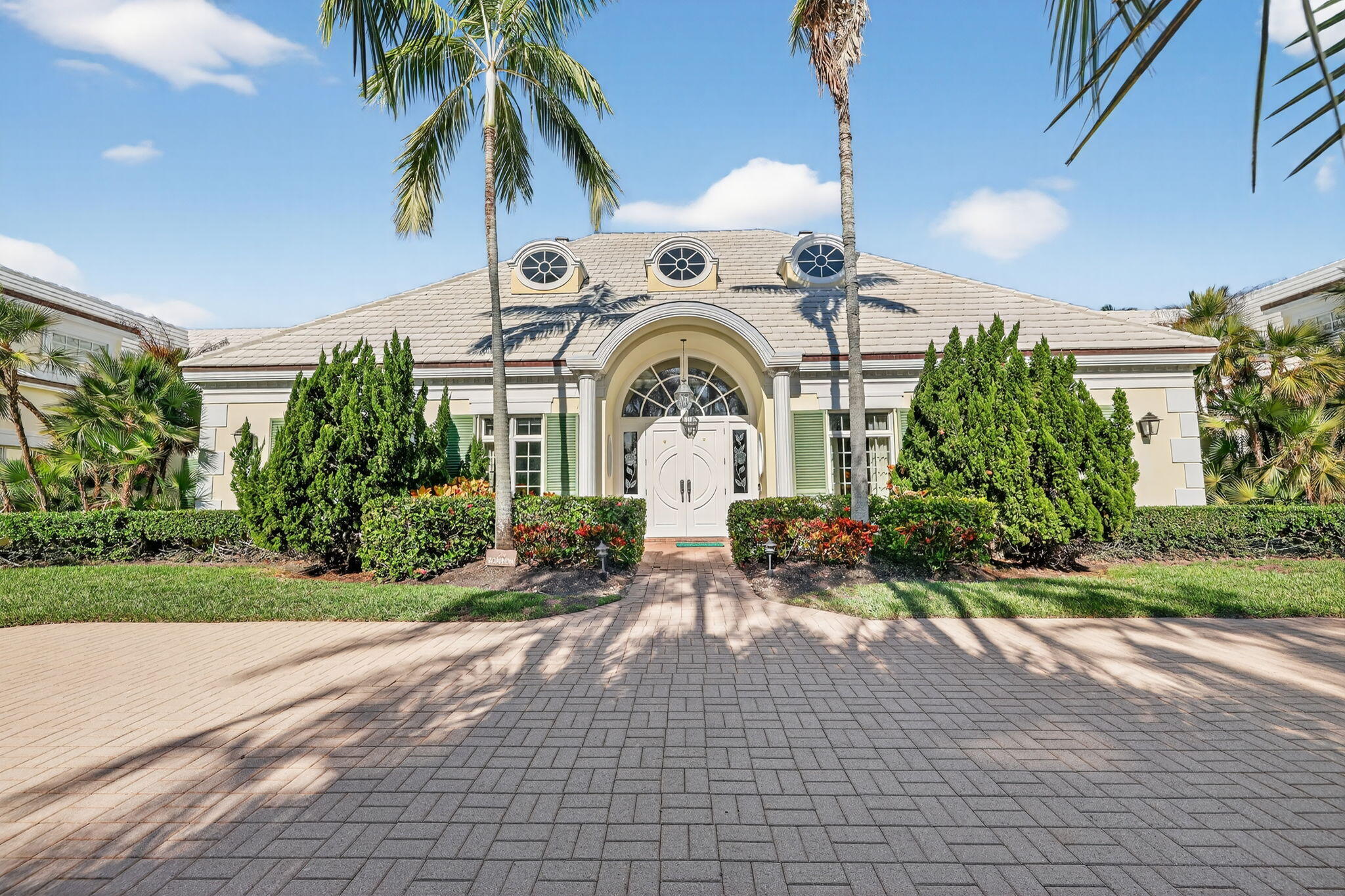 SAILFISH POINT - Residential