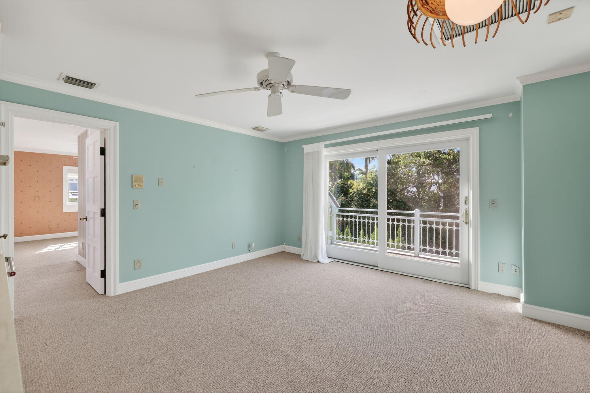 SAILFISH POINT - Residential