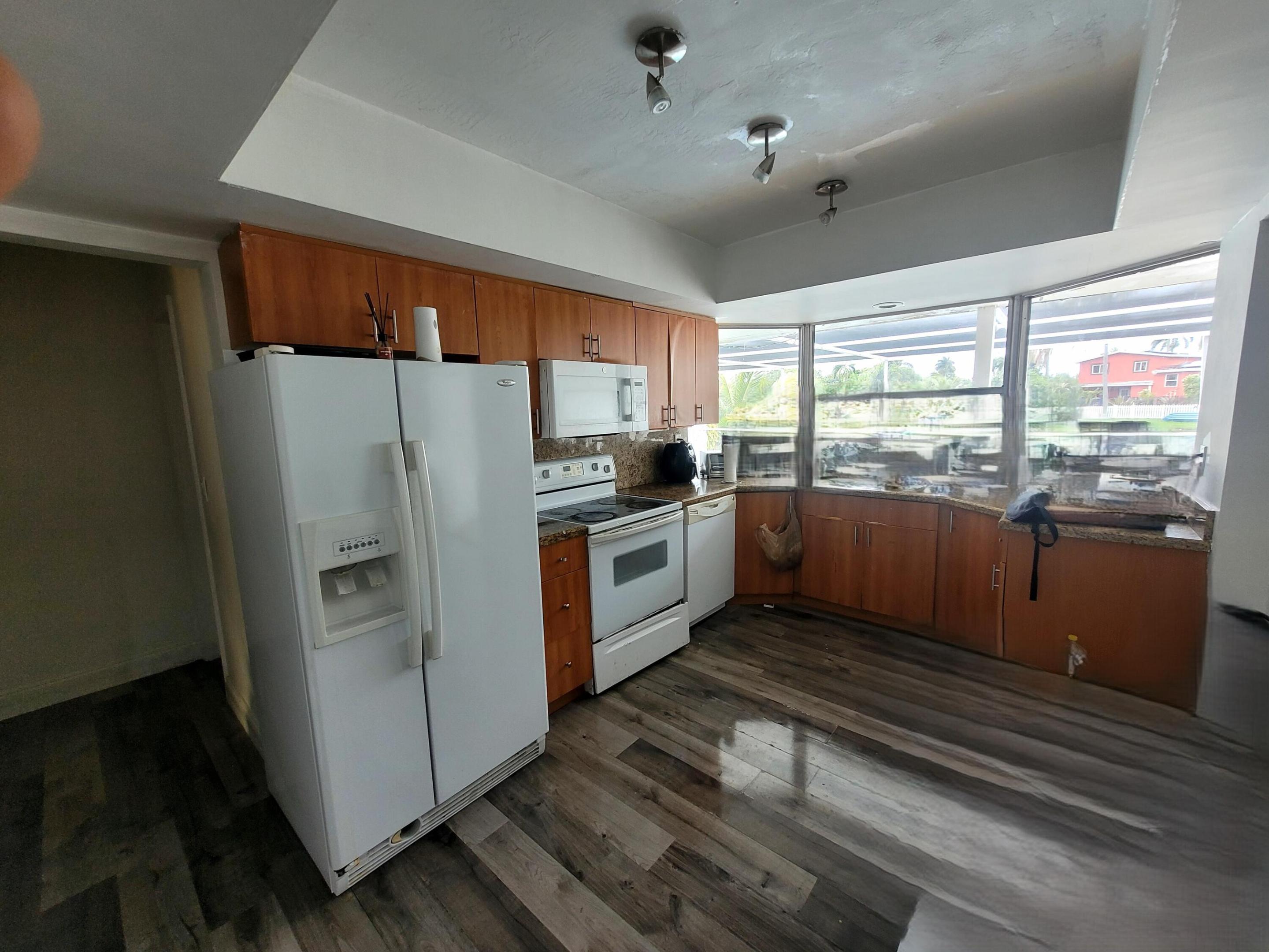 MIRAMAR ISLES SEC 2 - Residential