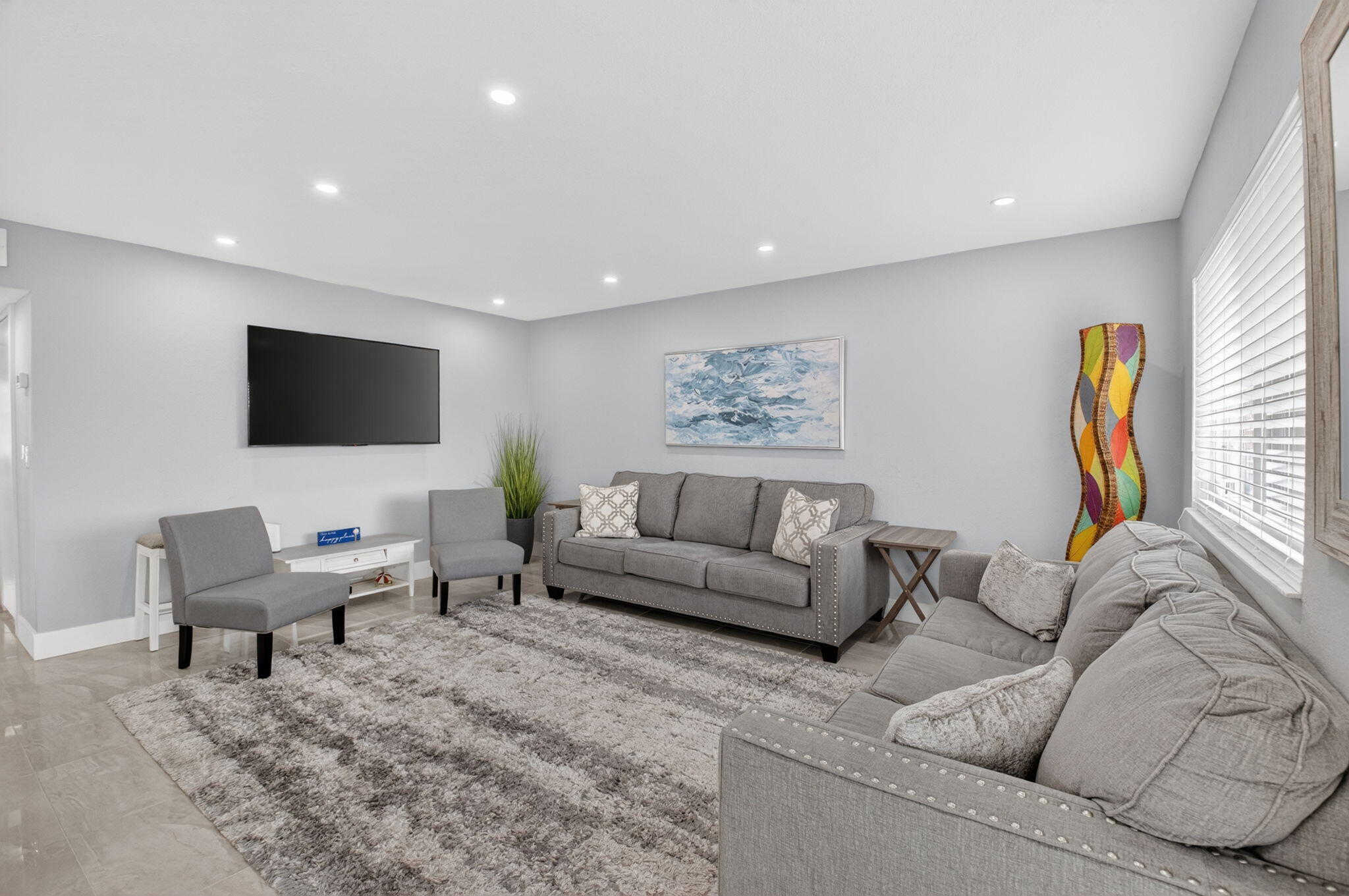 KINGS POINT SAXONY CONDOS - Residential Lease