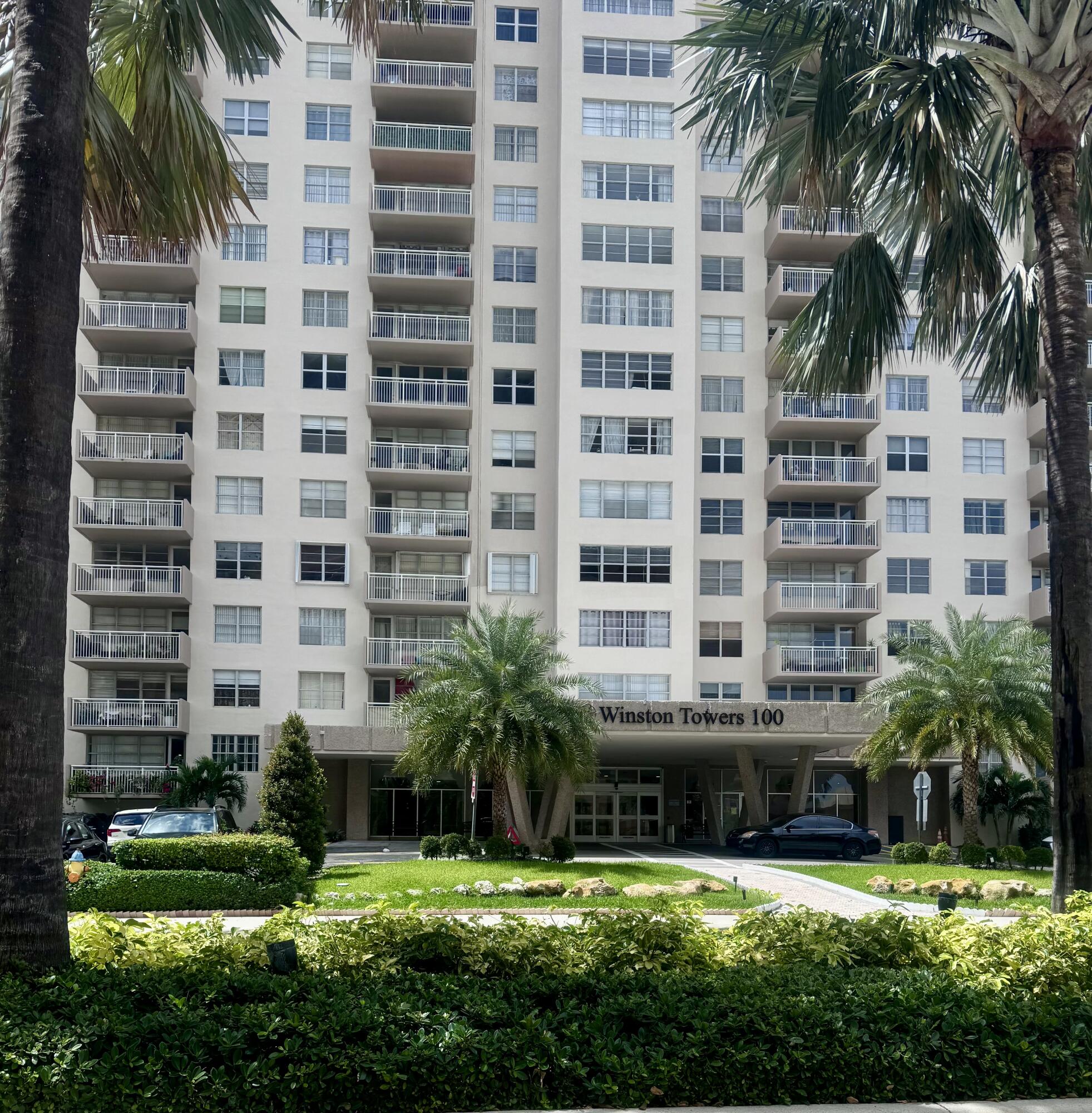 WINSTON TOWERS 100 CONDO - Residential