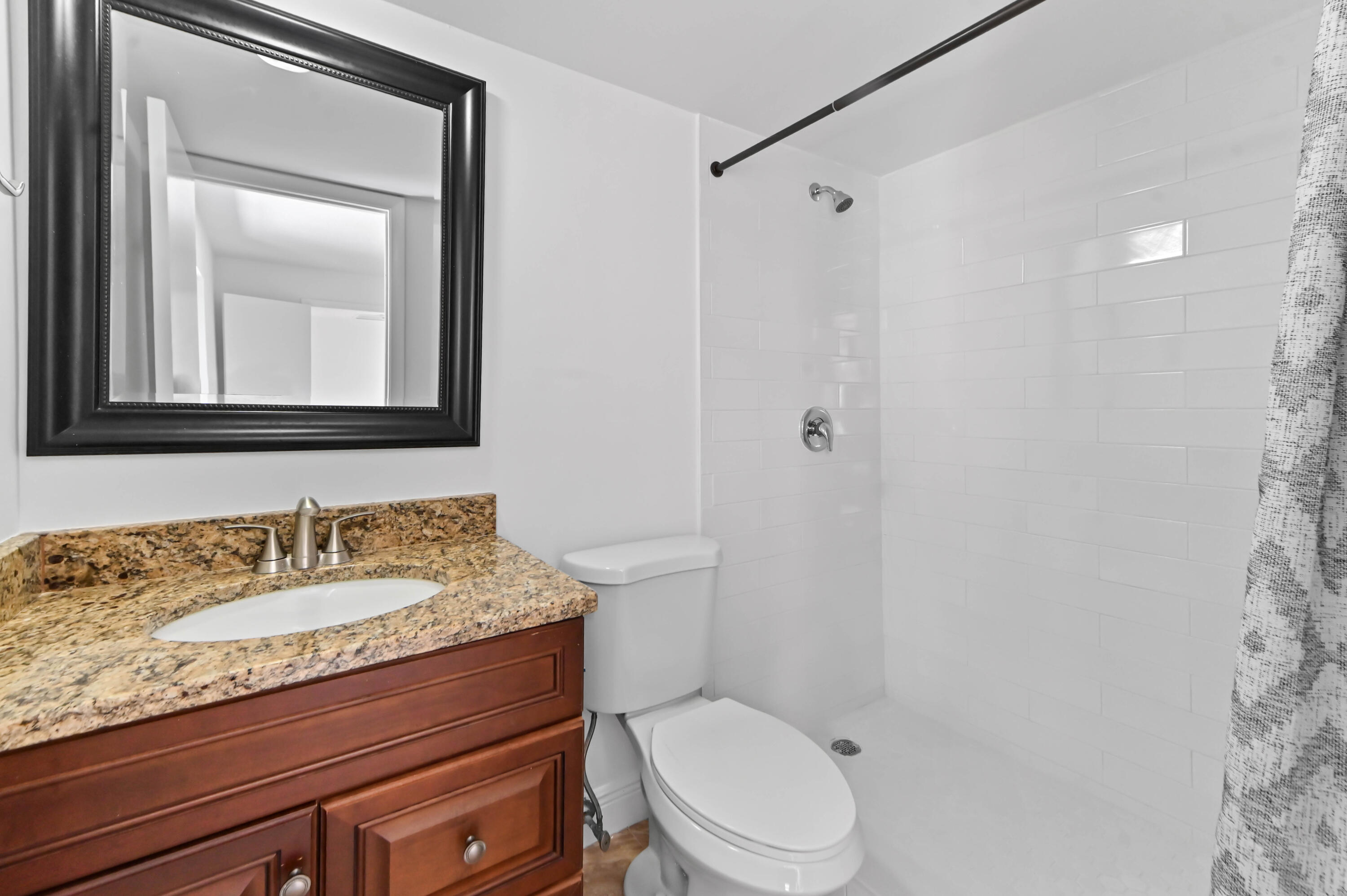 JUPITER PLANTATION - Residential Lease