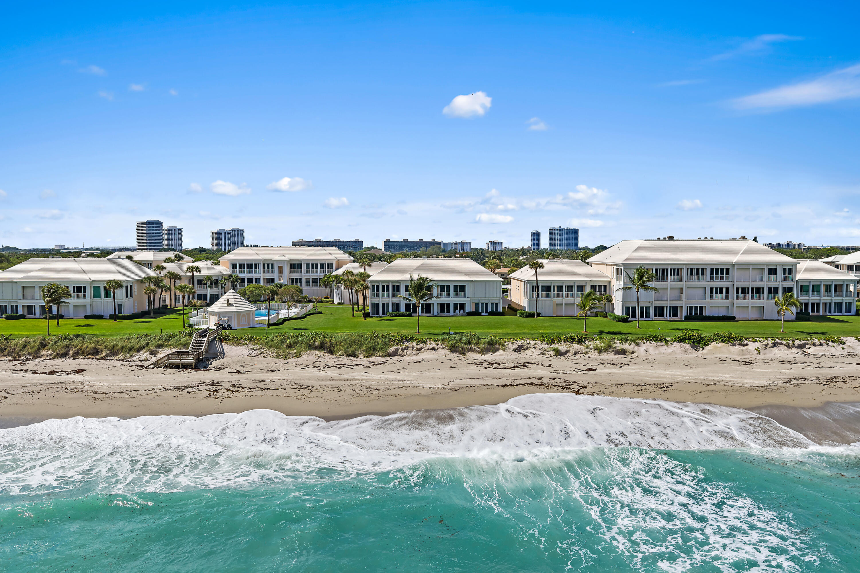 Experience the best location in the prestigious Great House at Lost Tree Village. This rare ground-floor residence offers direct east-facing ocean views and beautiful southern exposure, filling the home with natural light and showcasing breathtaking vistas of the ocean and pool.
Featuring over 2,500 square feet, this spacious 2-bedroom, 2-bath condominium is being offered by the original owners for the first time. With its exceptional setting and no need for stairs or an elevator, this home combines ease of access with an unmatched oceanfront lifestyle.
A remarkable opportunity to reimagine and personalize a premier residence within one of the most exclusive and private communities in Palm Beach County.