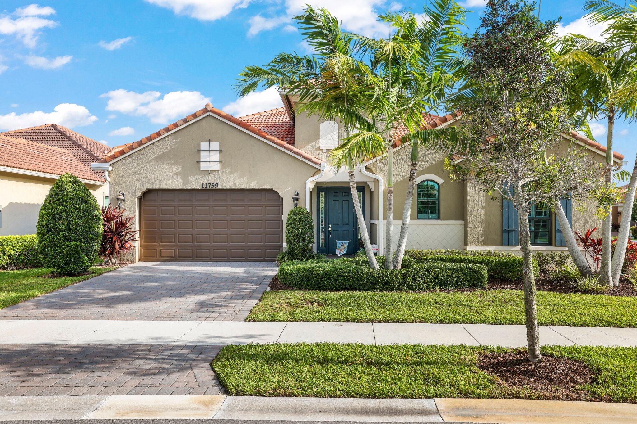 PARKLAND ROYALE - Residential