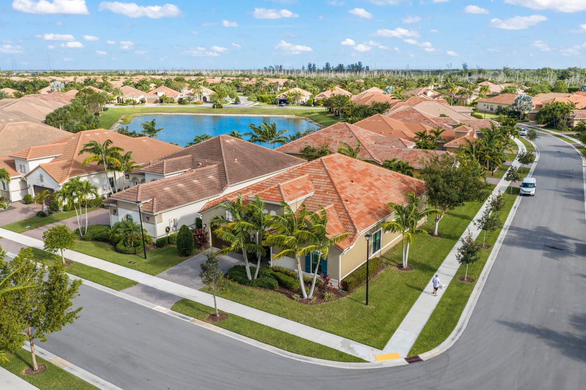 PARKLAND ROYALE - Residential