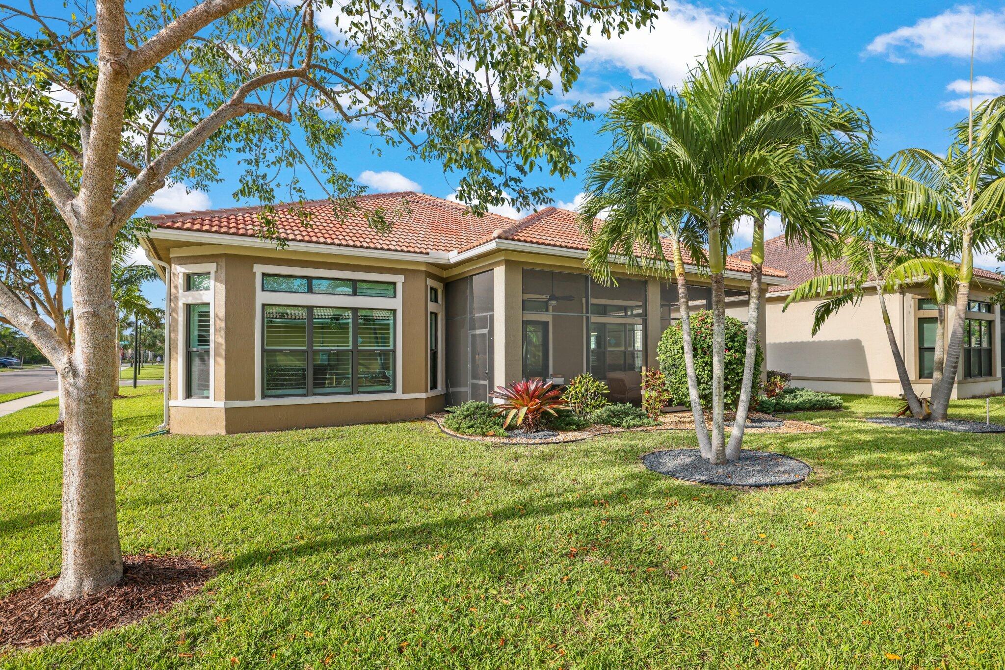 PARKLAND ROYALE - Residential