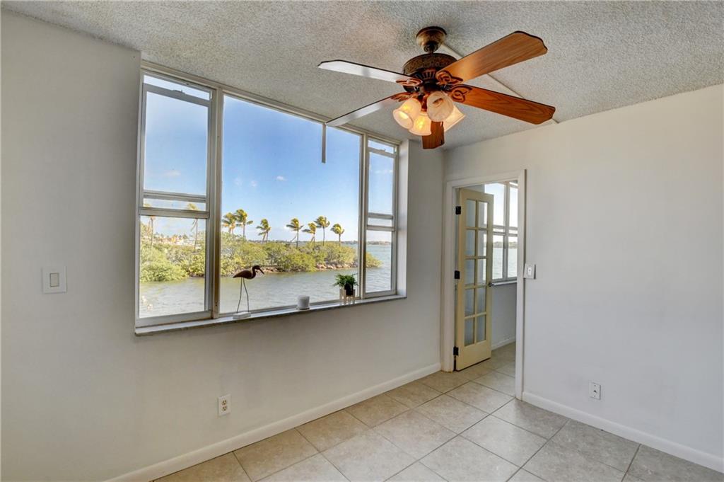 Seacrest Villas - Residential