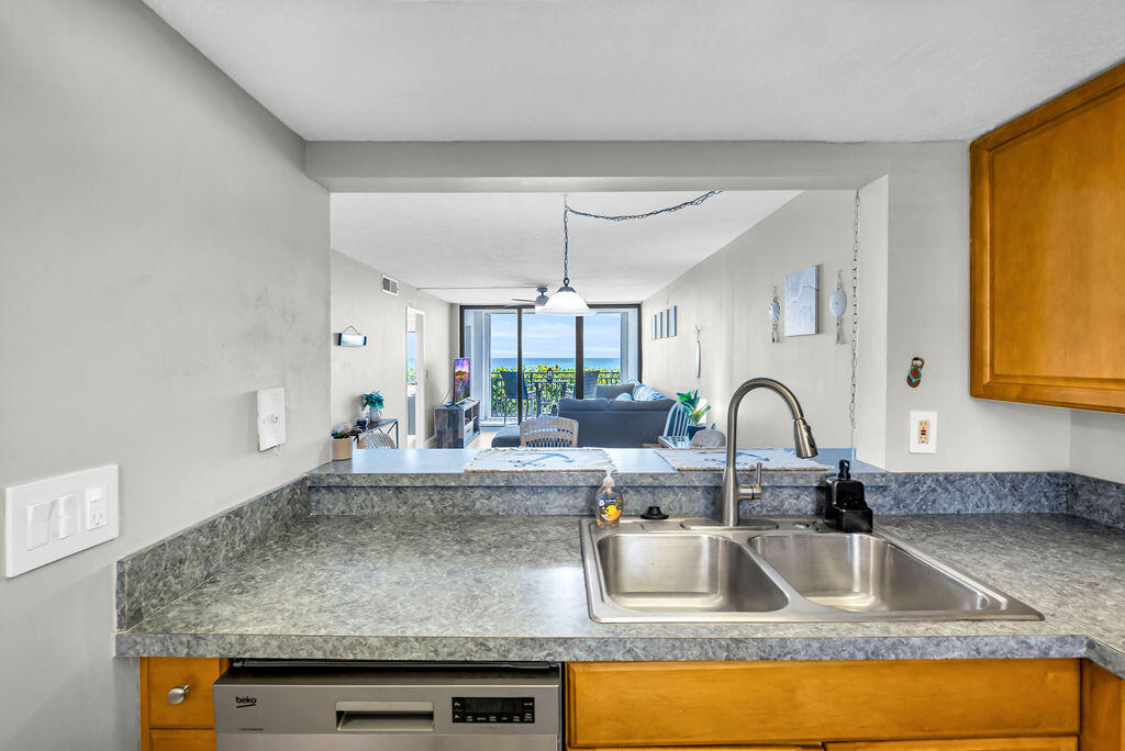 ATLANTIS CONDOMINIUM BUILDING A - Residential