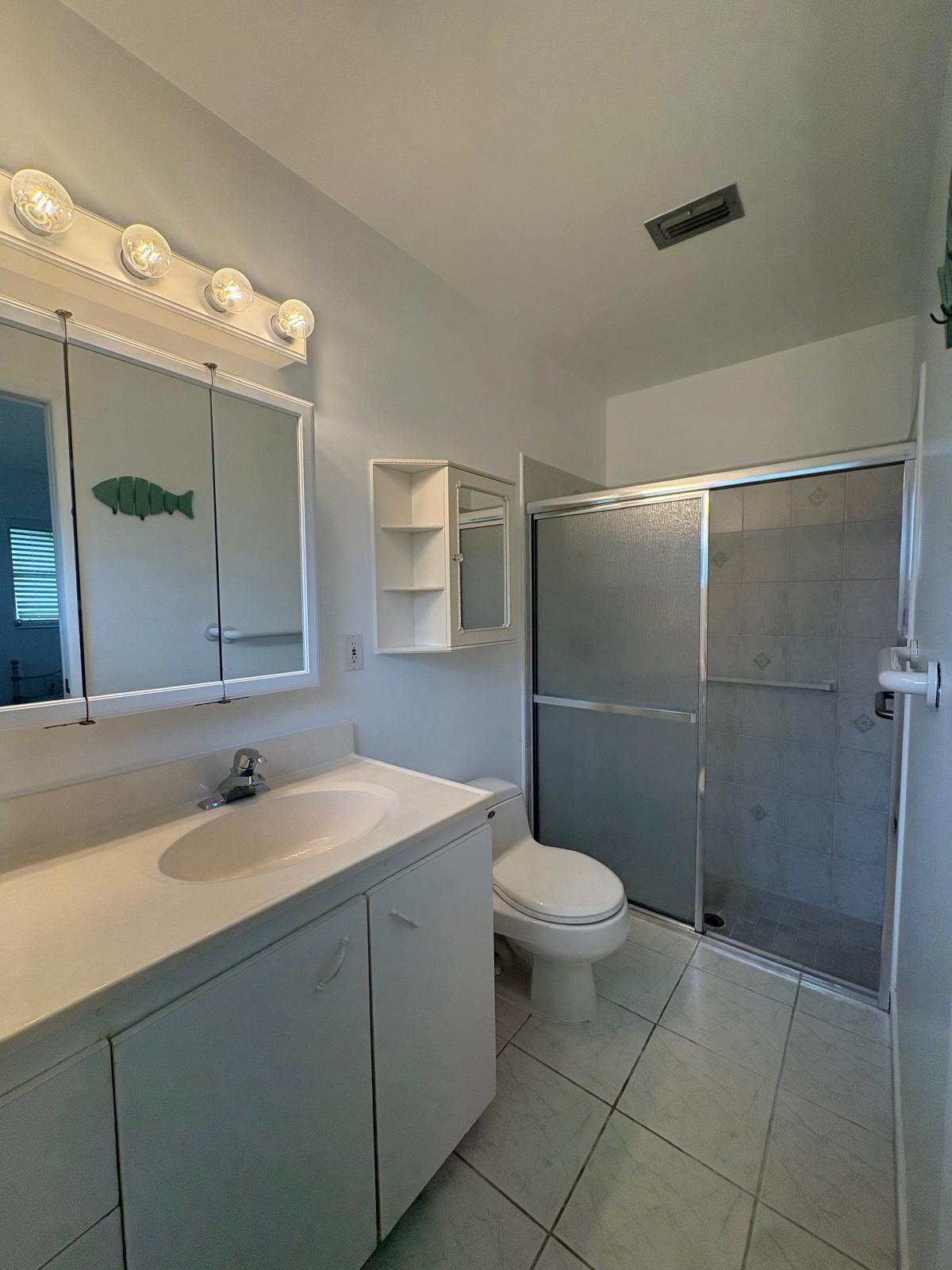 CRESTHAVEN VILLAS CONDO 31 - Residential