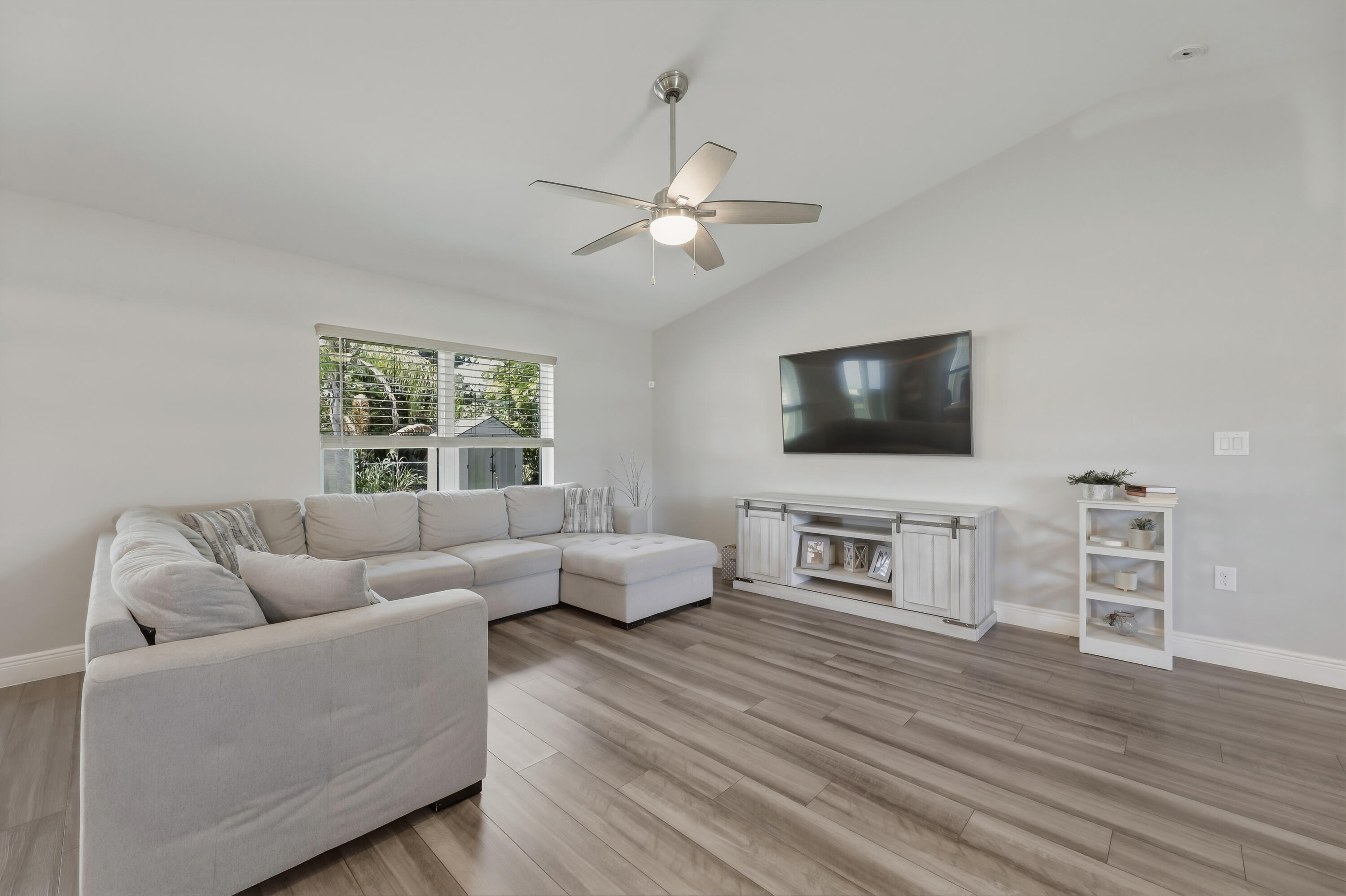 PORT MALABAR UNIT 10 - Residential