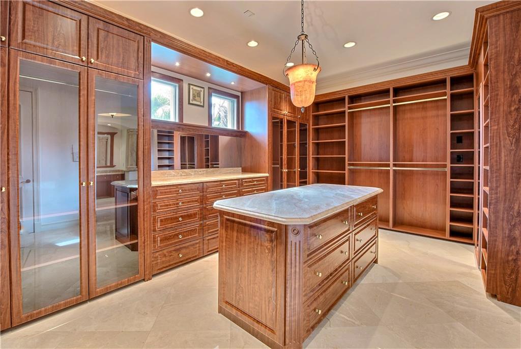 HARBOR BEACH - Residential