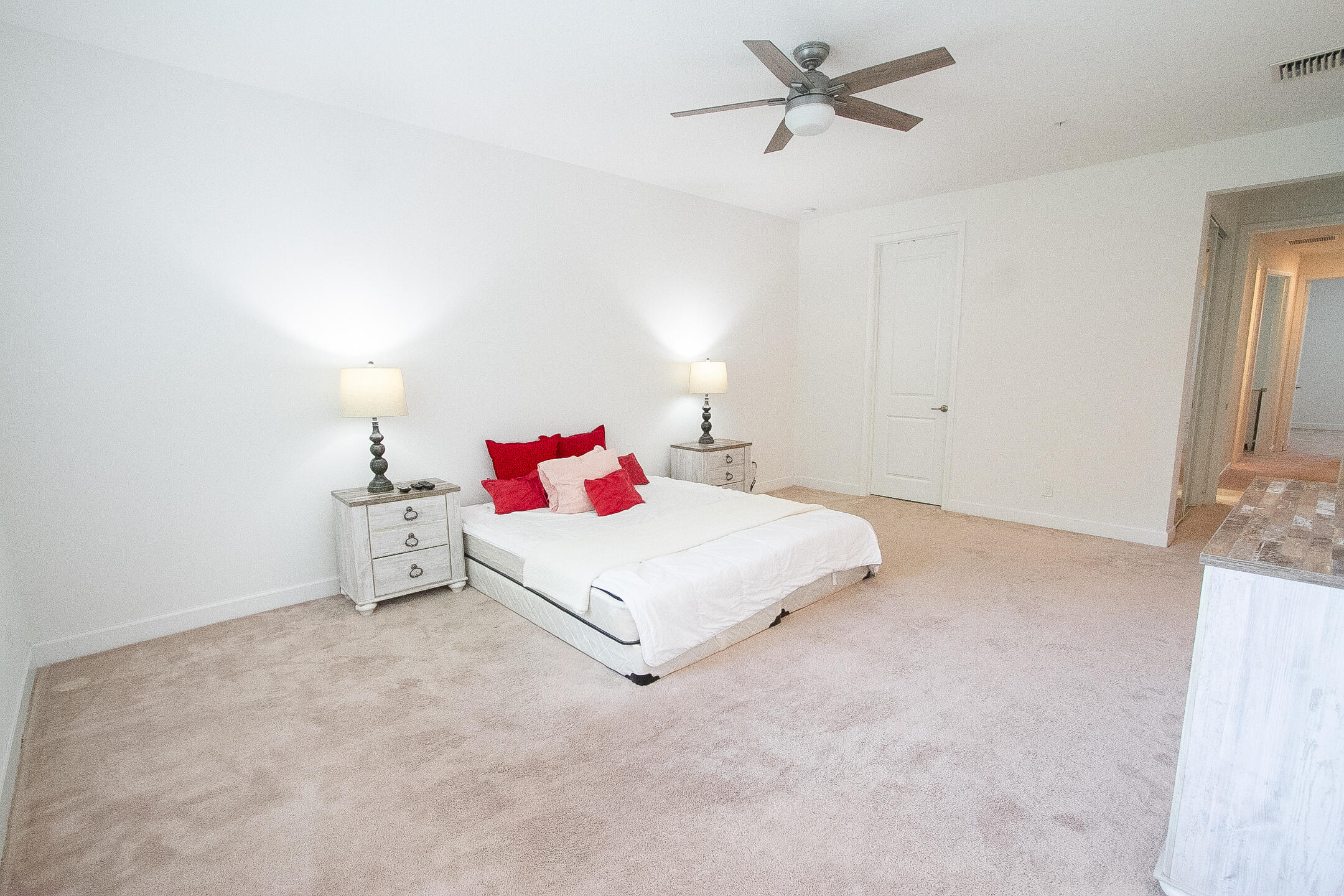 POINTE 100 CONDO - Residential Lease
