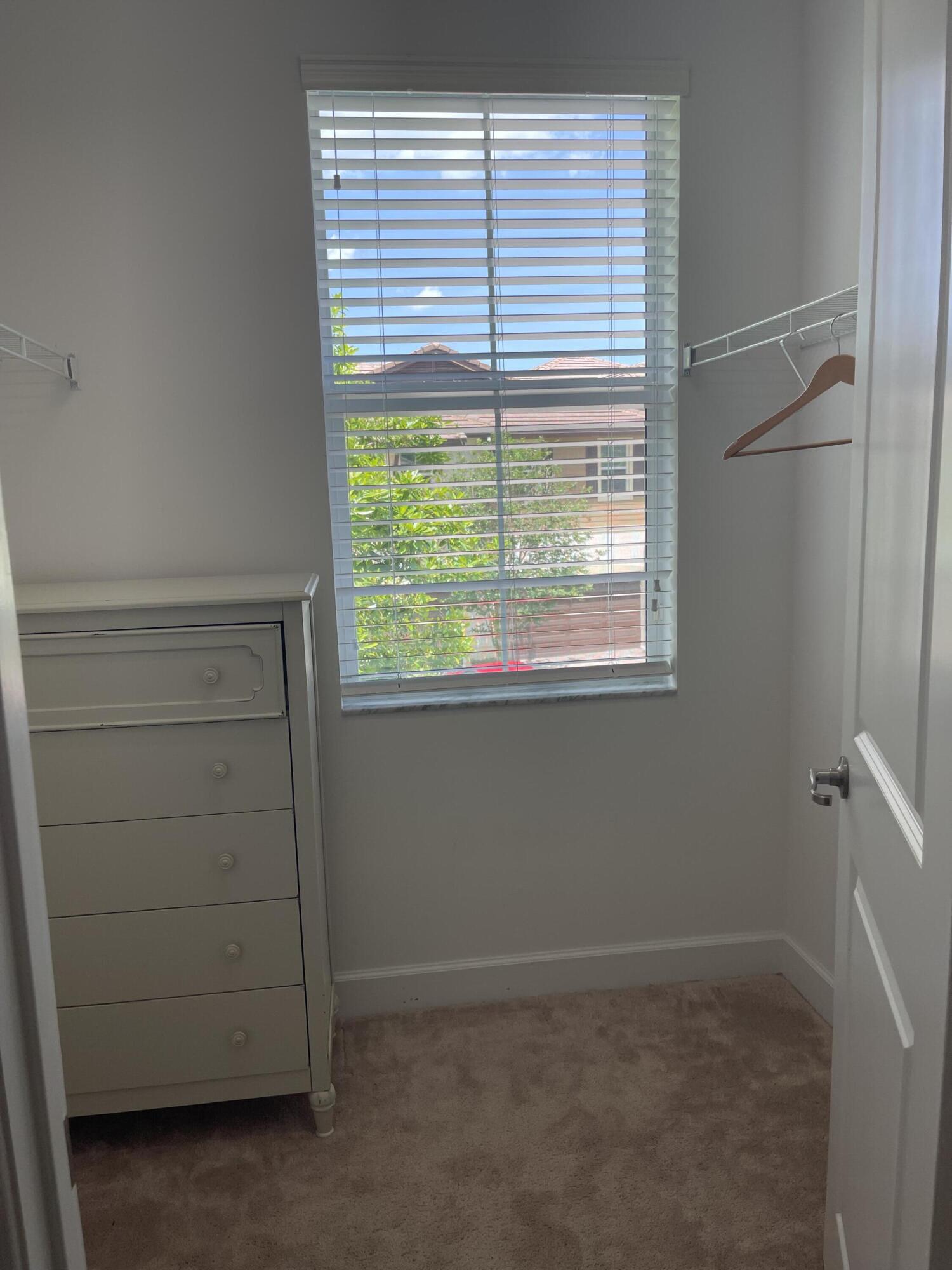 POINTE 100 CONDO - Residential Lease