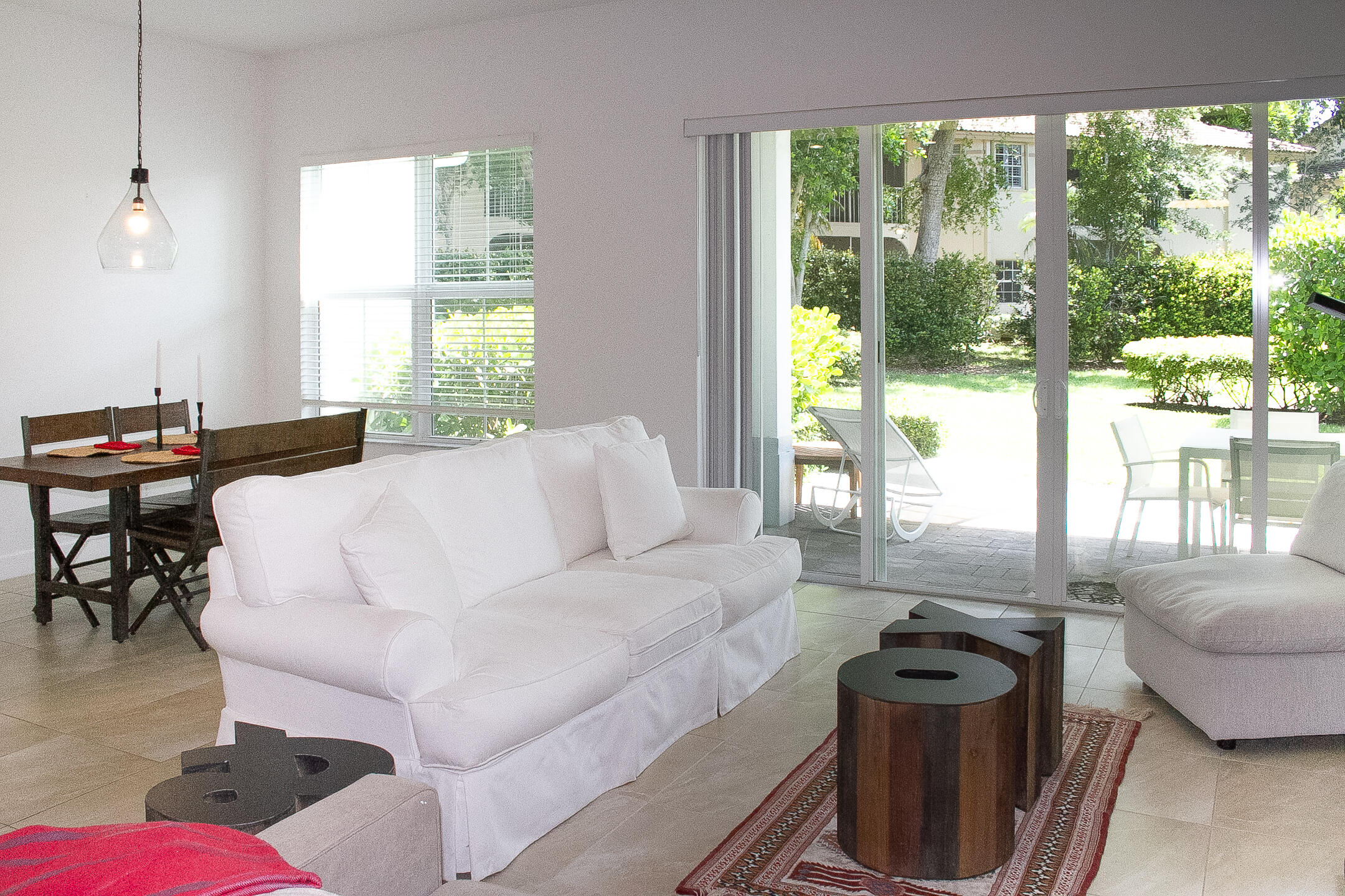 POINTE 100 CONDO - Residential Lease