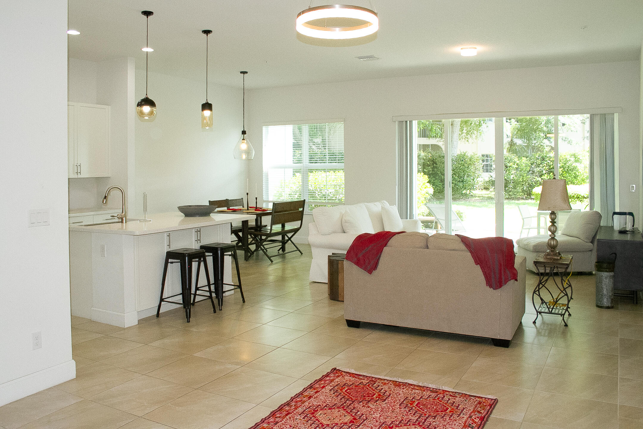 POINTE 100 CONDO - Residential Lease