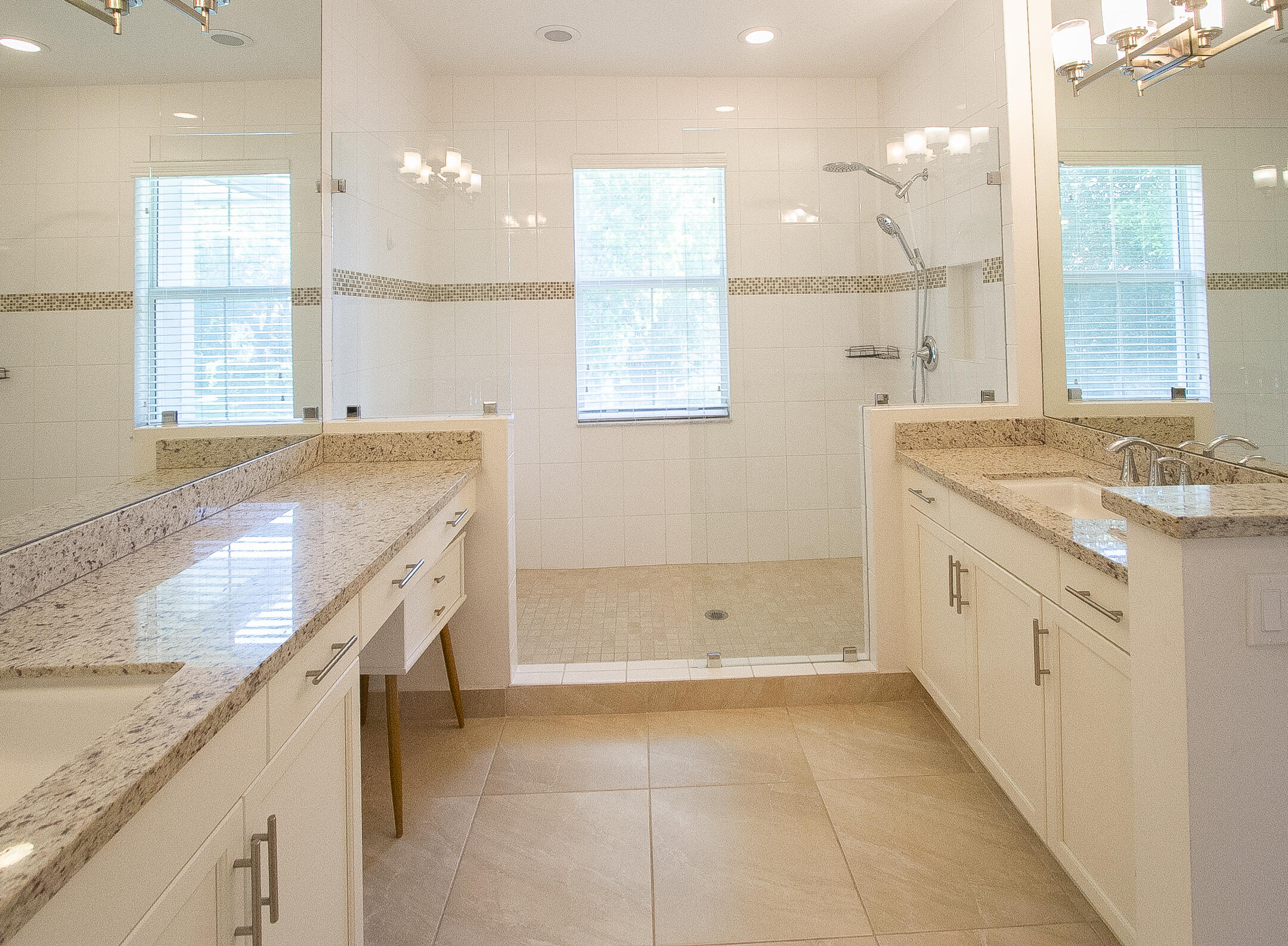 POINTE 100 CONDO - Residential Lease