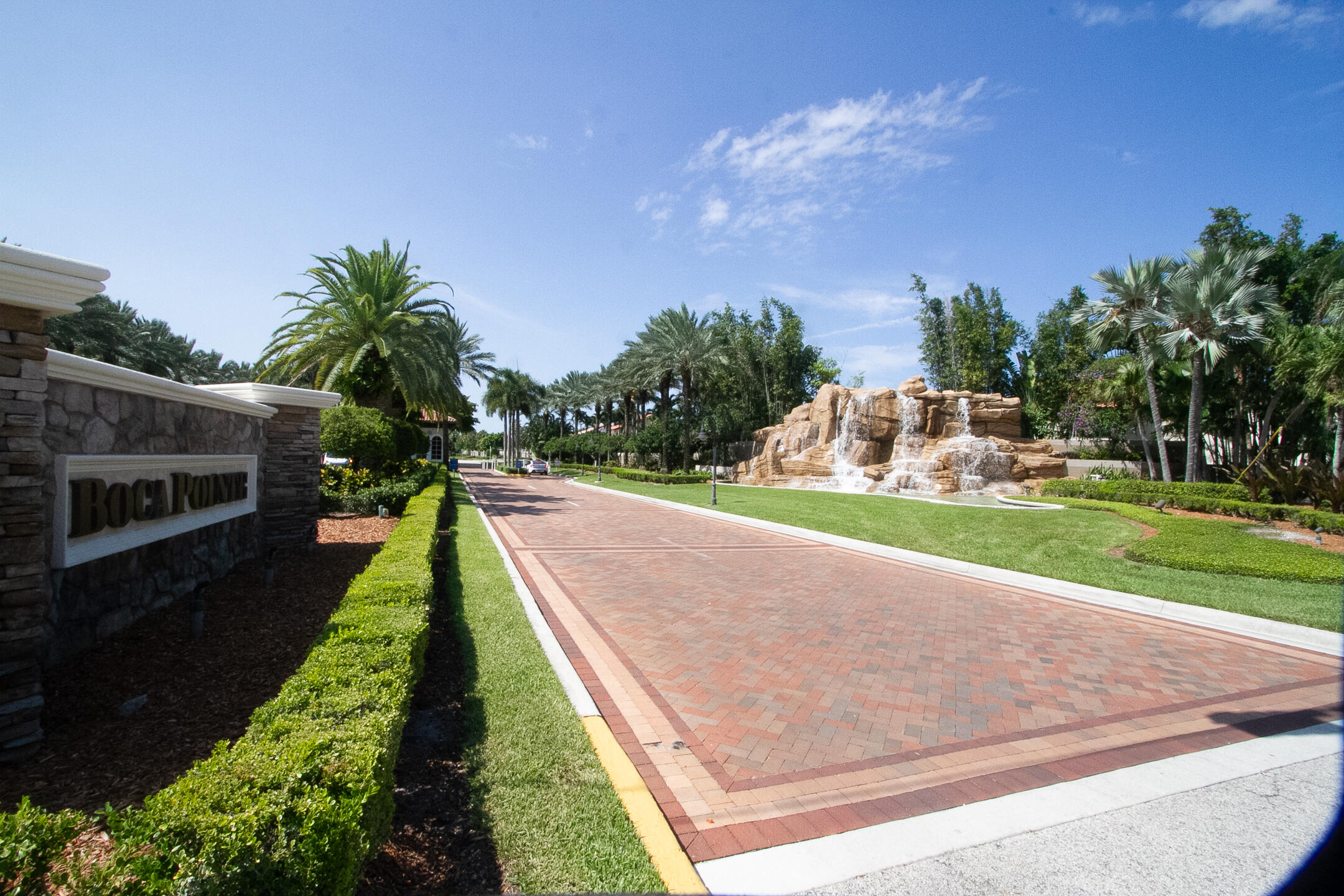 POINTE 100 CONDO - Residential Lease