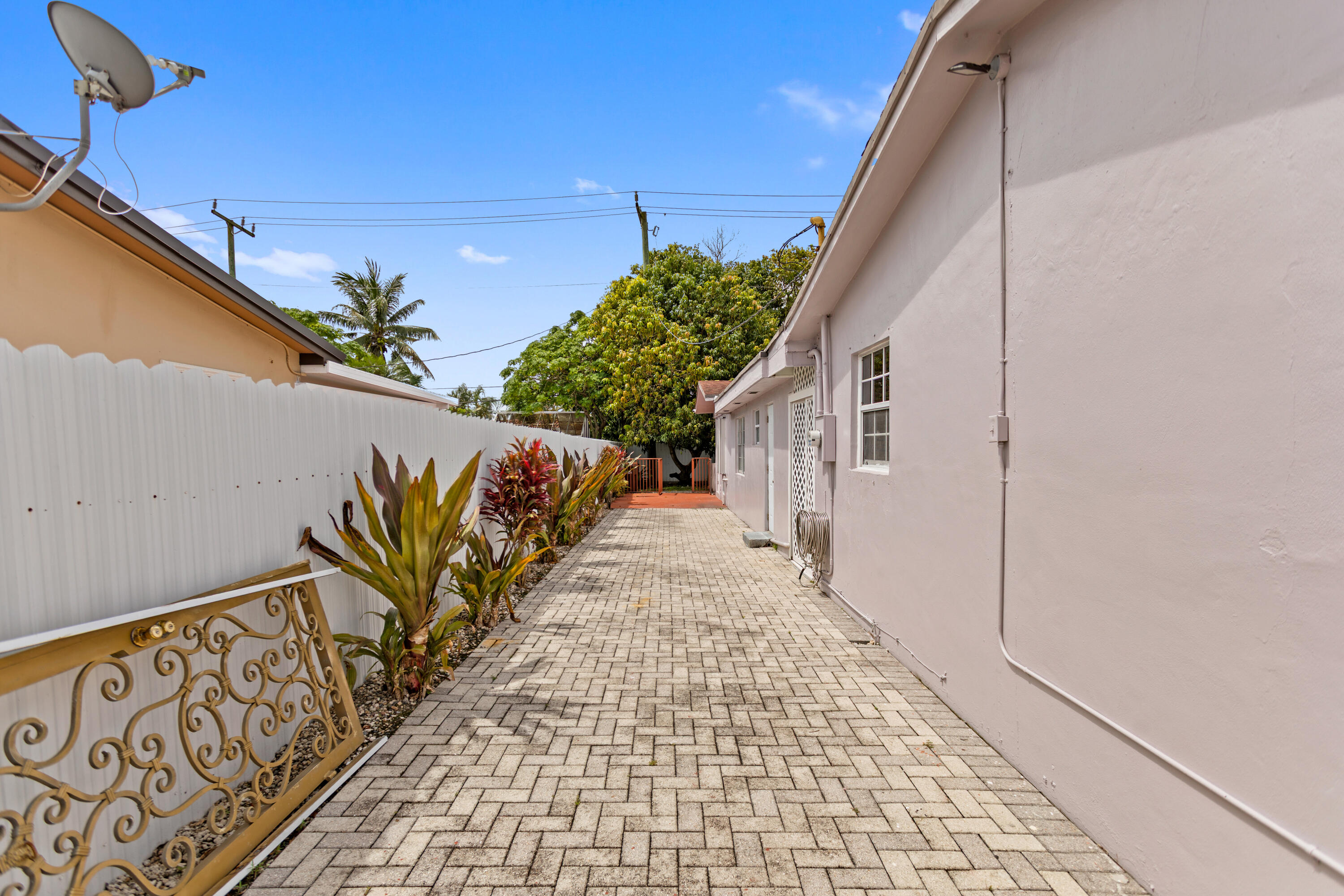 FLA FRUIT LAND CO SUB - Residential