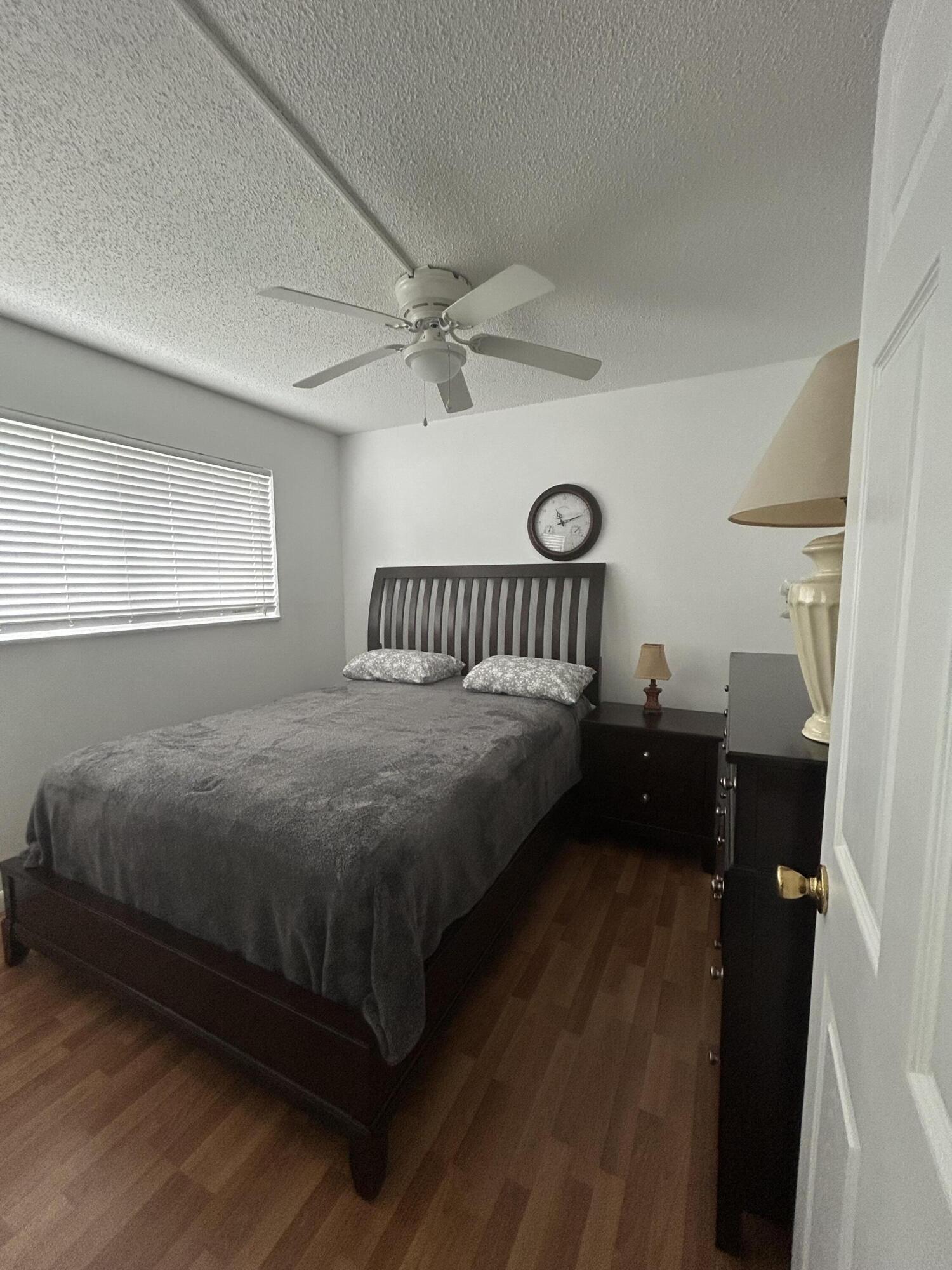 LAKESIDE VILLAGE CONDO 10 - Residential