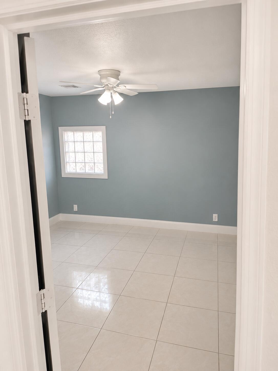 GARDENS THE - Residential Lease