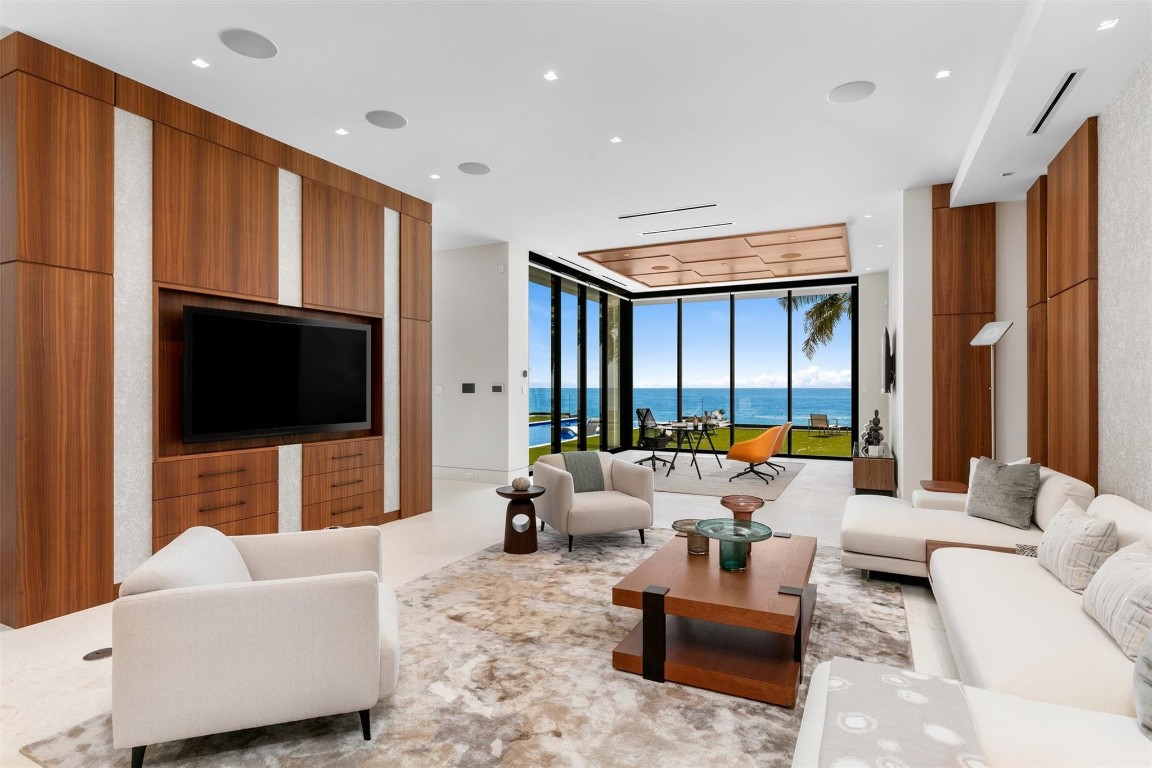 Lauderdale Beach 4-2 B - Residential