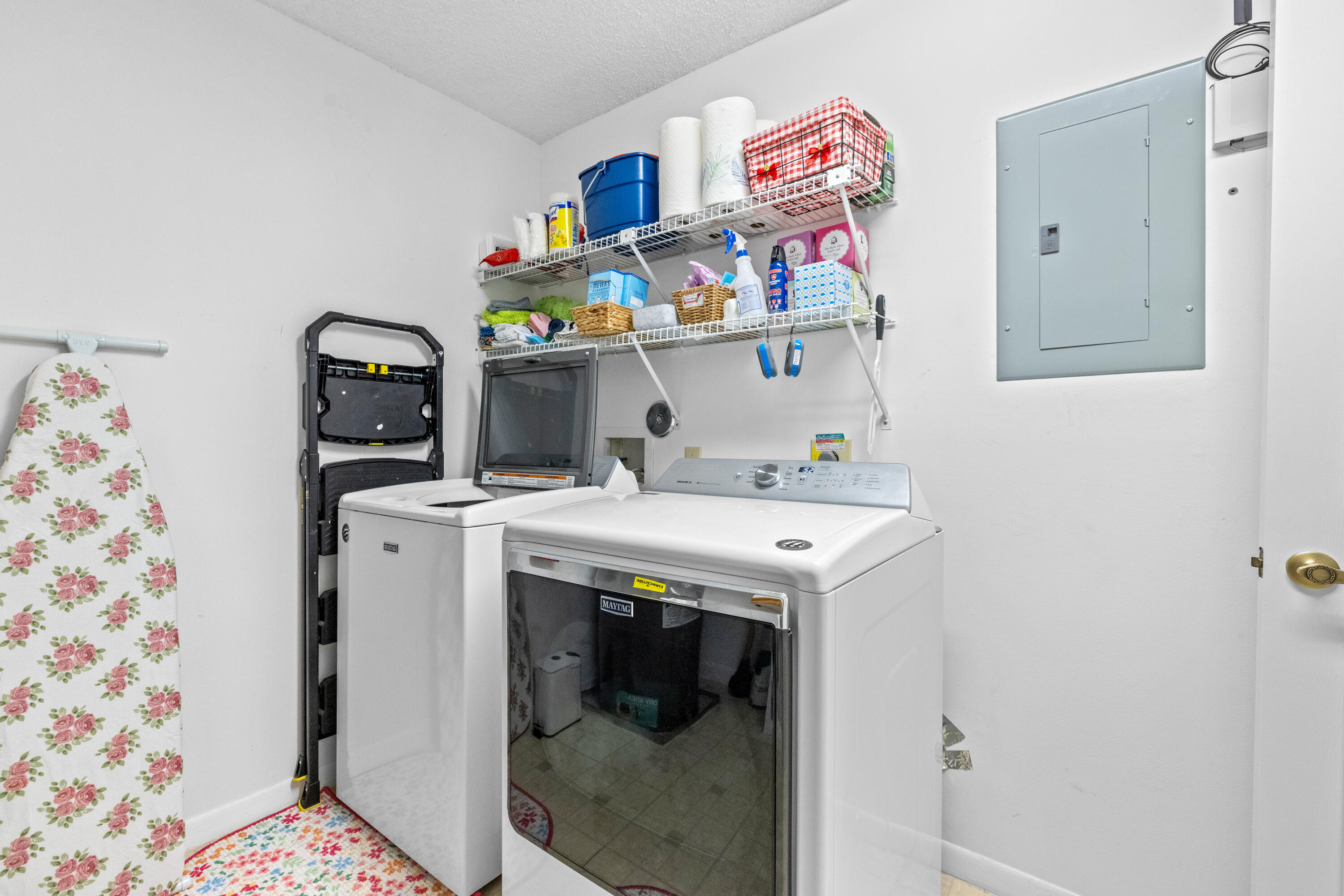 LEXINGTON CLUB VILLAS CONDO - Residential