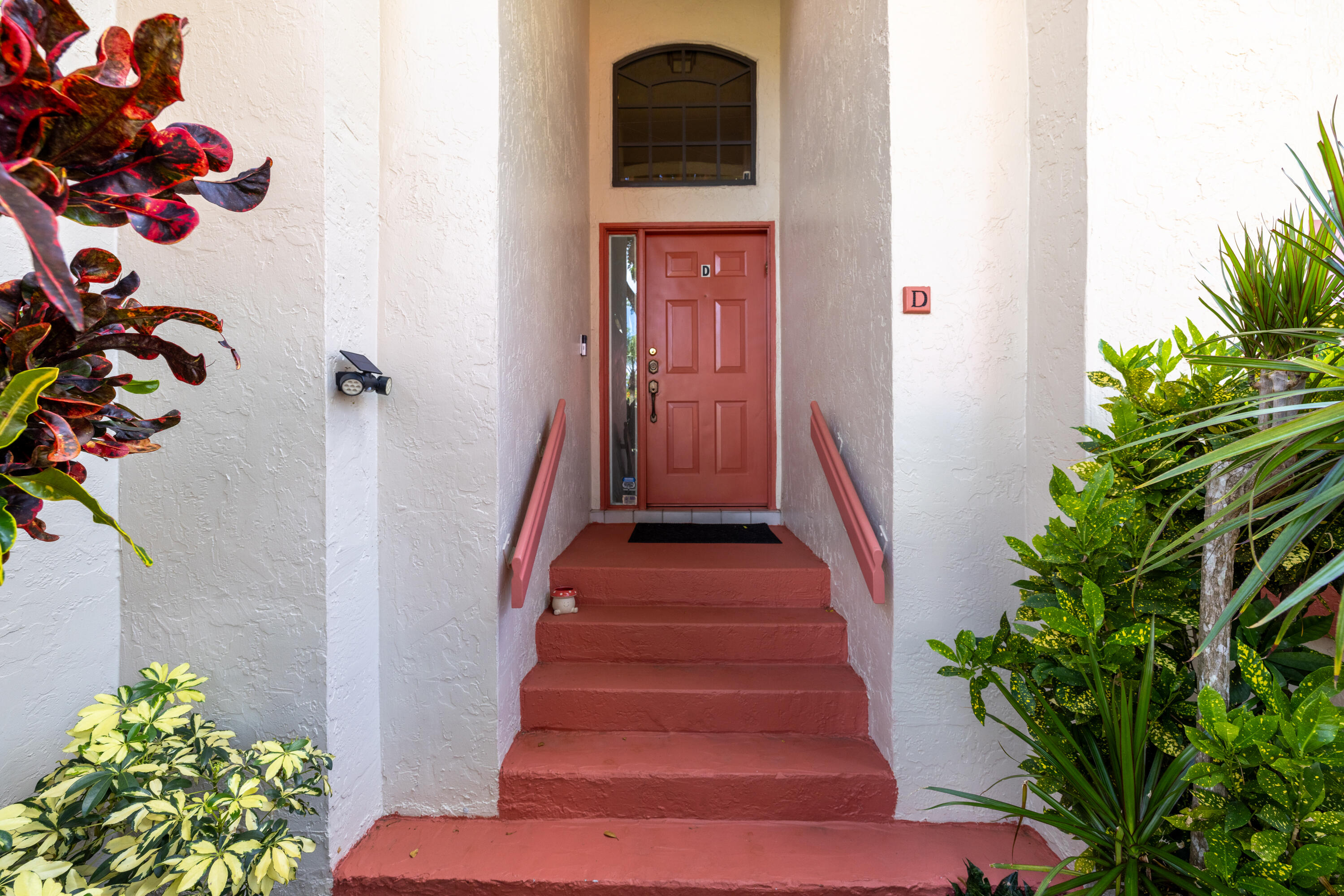 LEXINGTON CLUB VILLAS CONDO - Residential