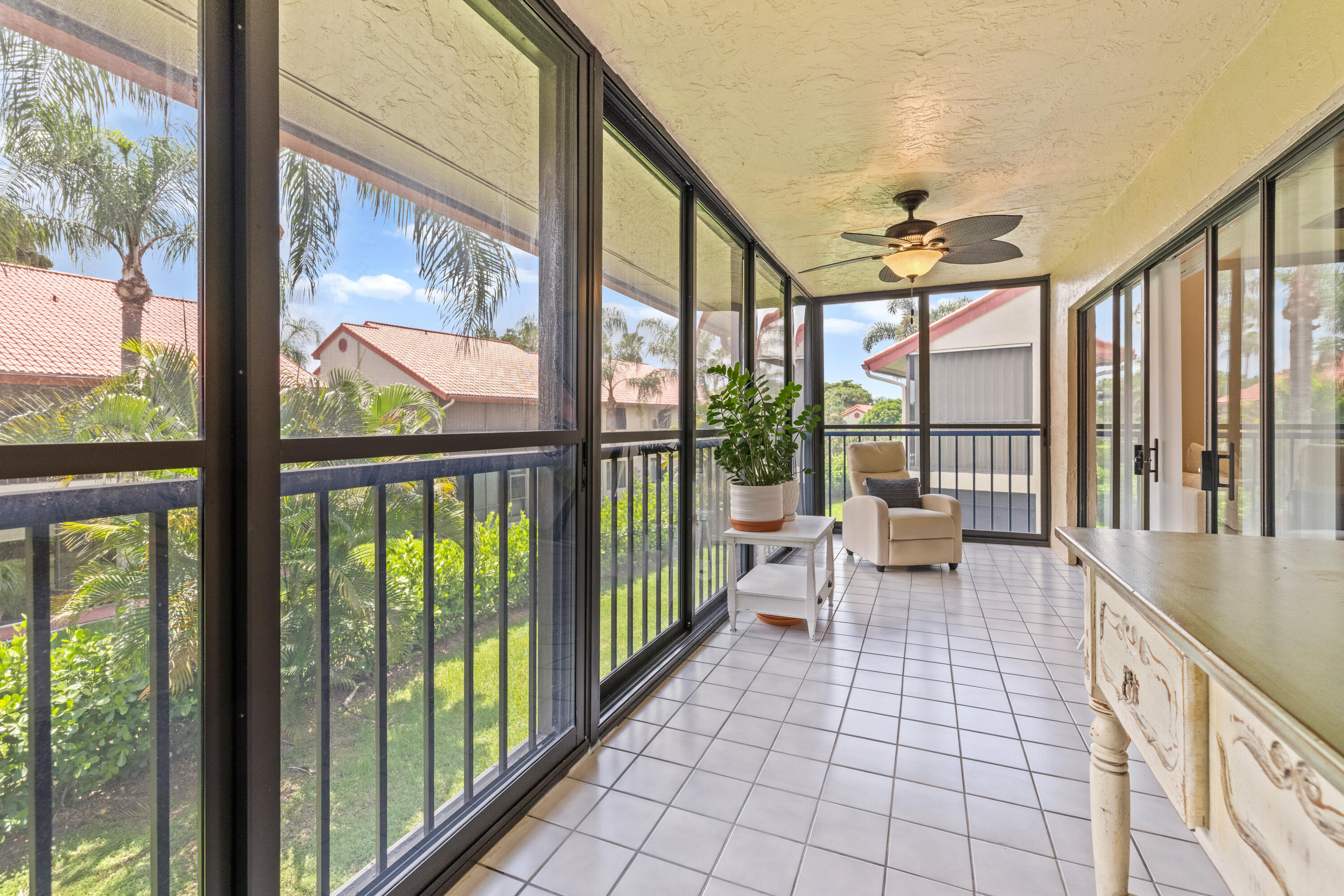 LEXINGTON CLUB VILLAS CONDO - Residential