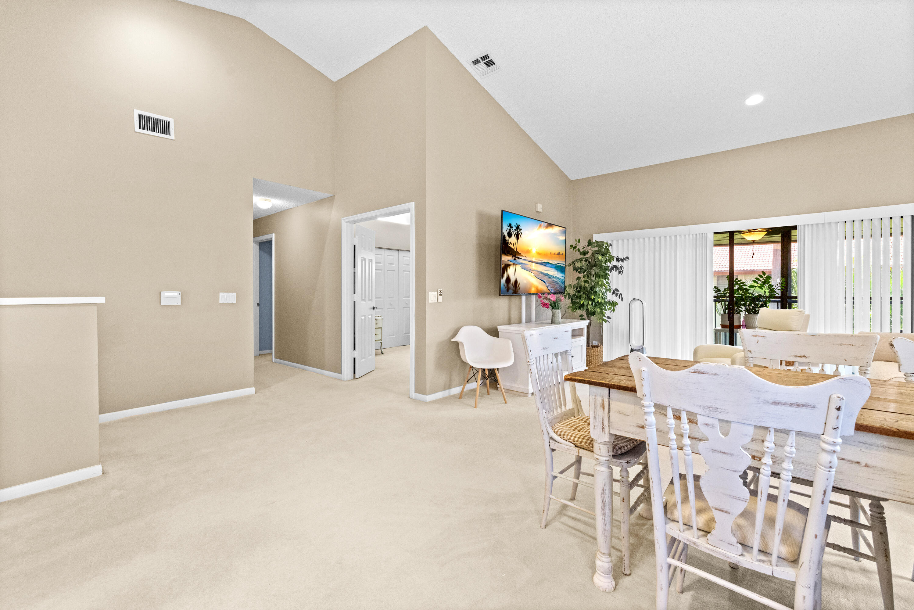 LEXINGTON CLUB VILLAS CONDO - Residential