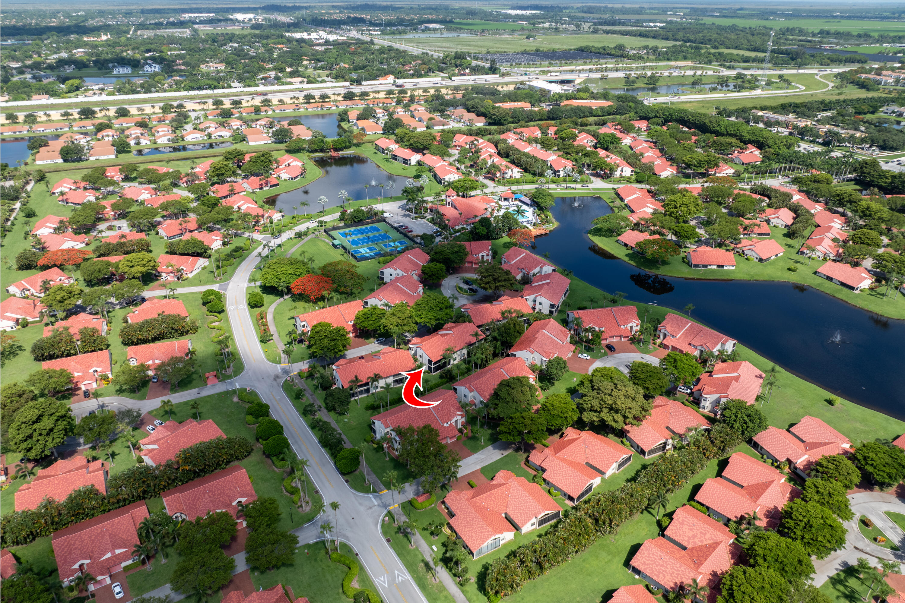 LEXINGTON CLUB VILLAS CONDO - Residential