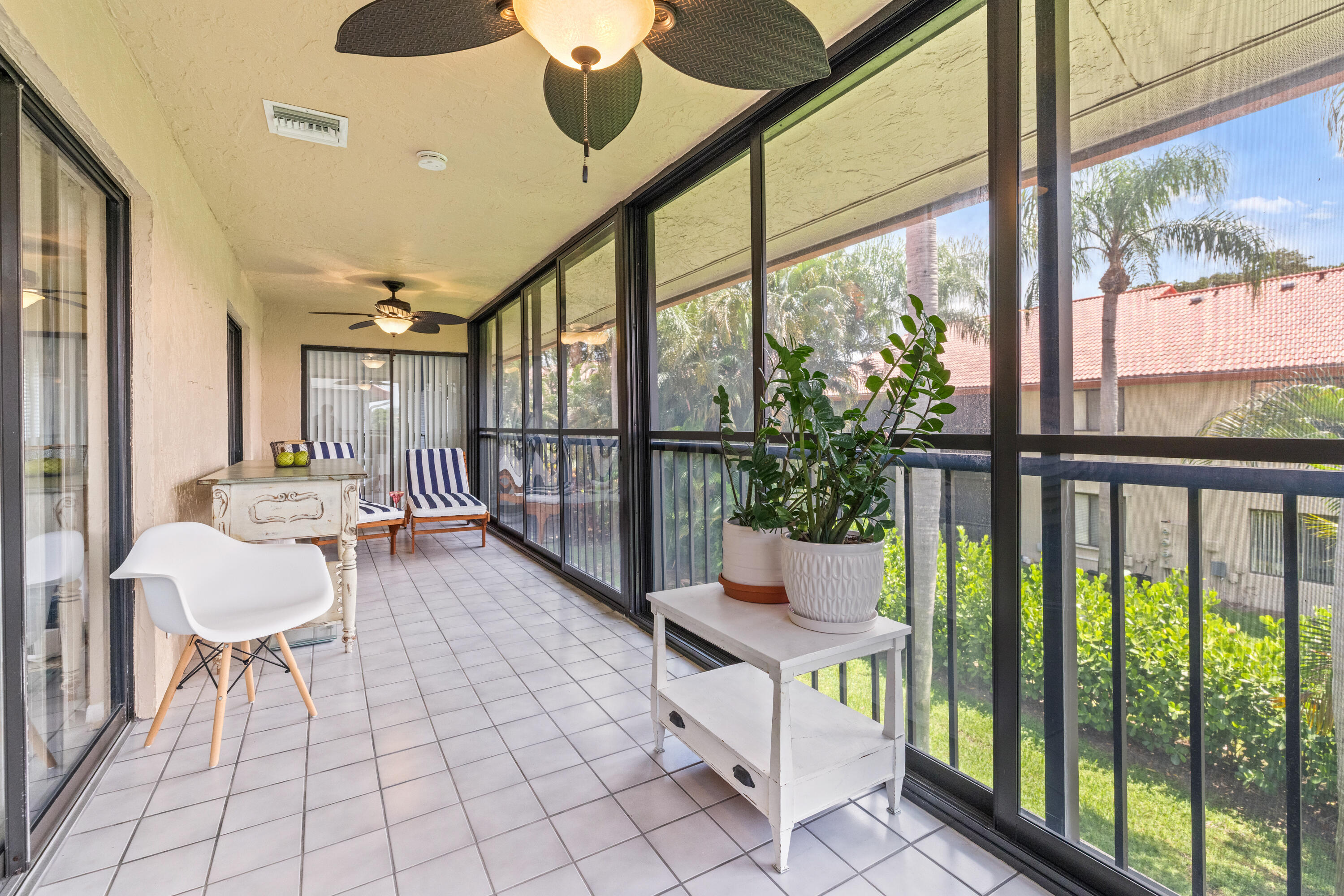 LEXINGTON CLUB VILLAS CONDO - Residential