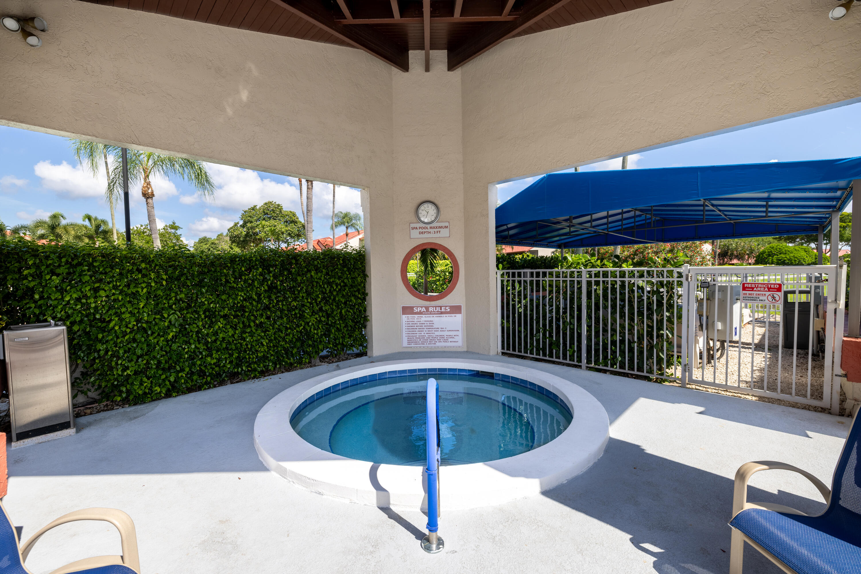 LEXINGTON CLUB VILLAS CONDO - Residential