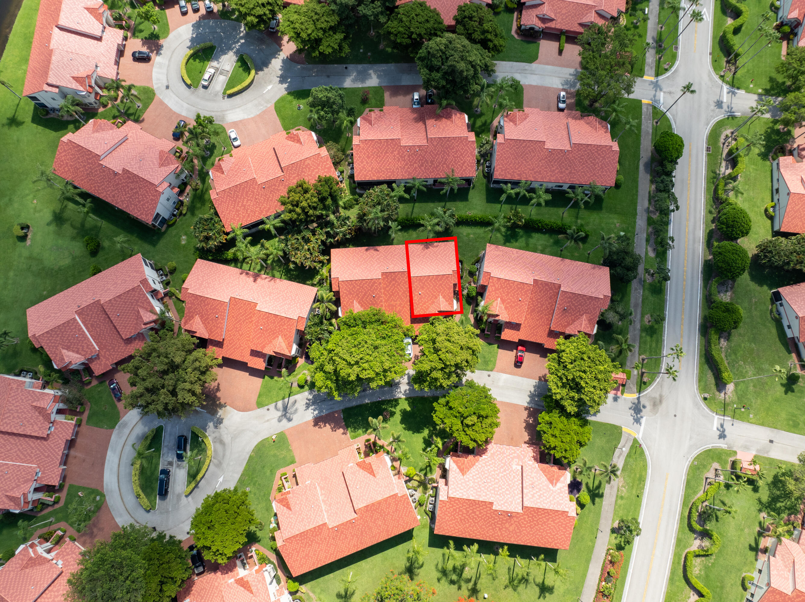 LEXINGTON CLUB VILLAS CONDO - Residential