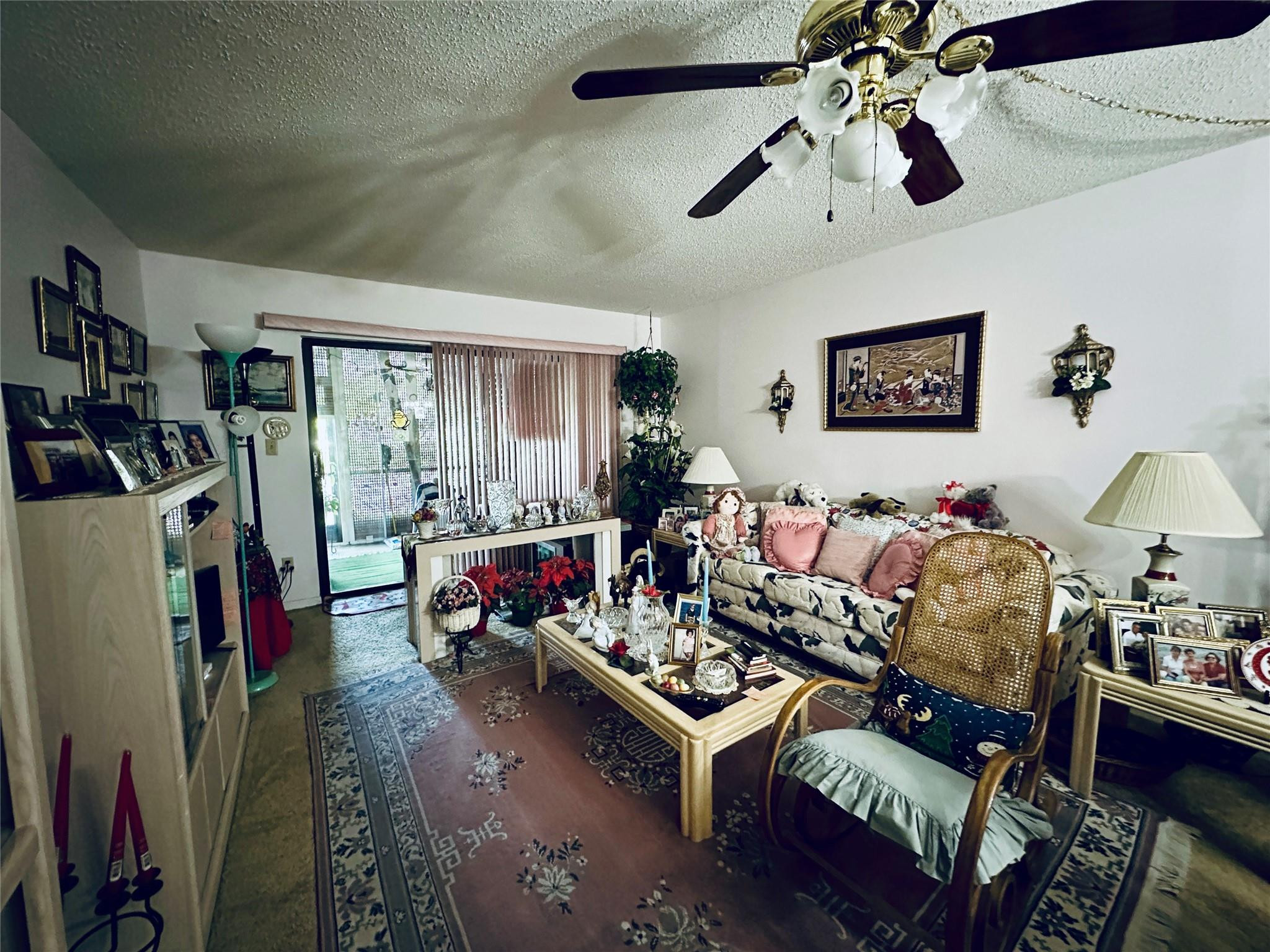 LAKES OF CARRIAGE HILLS - Residential